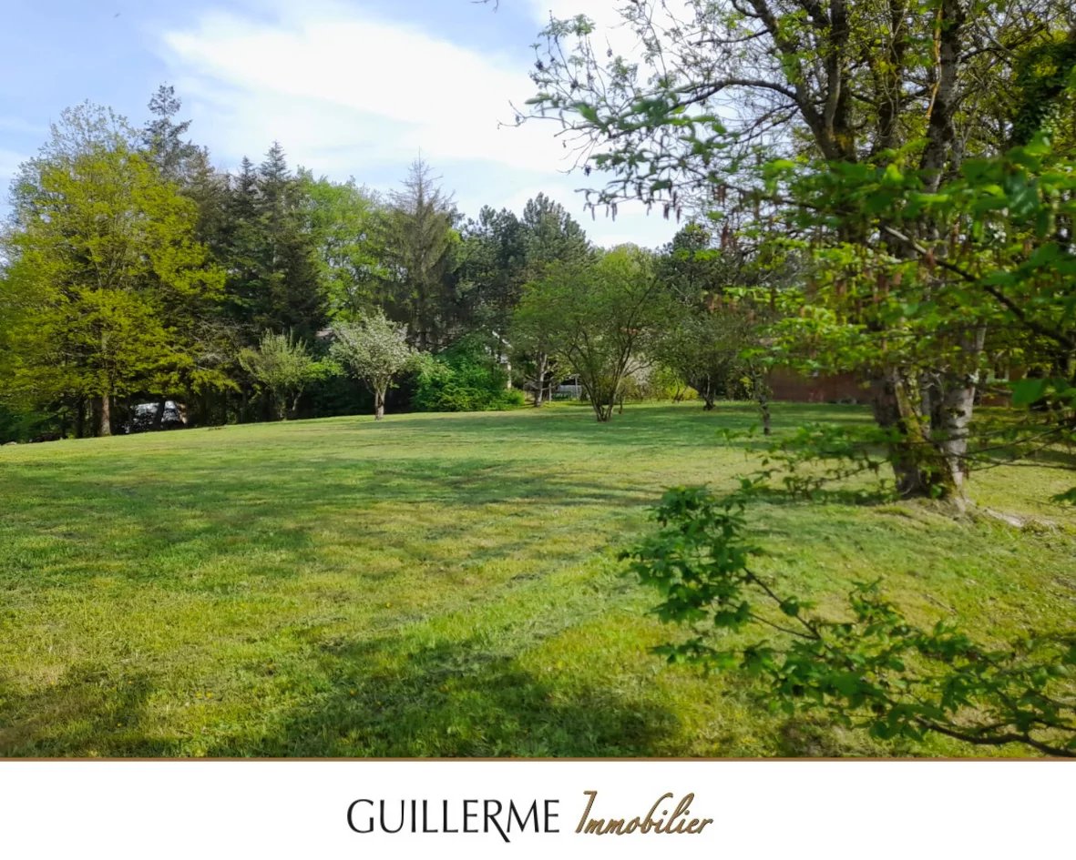 Terrain 1005 m2 Plat Ã  Dardilly