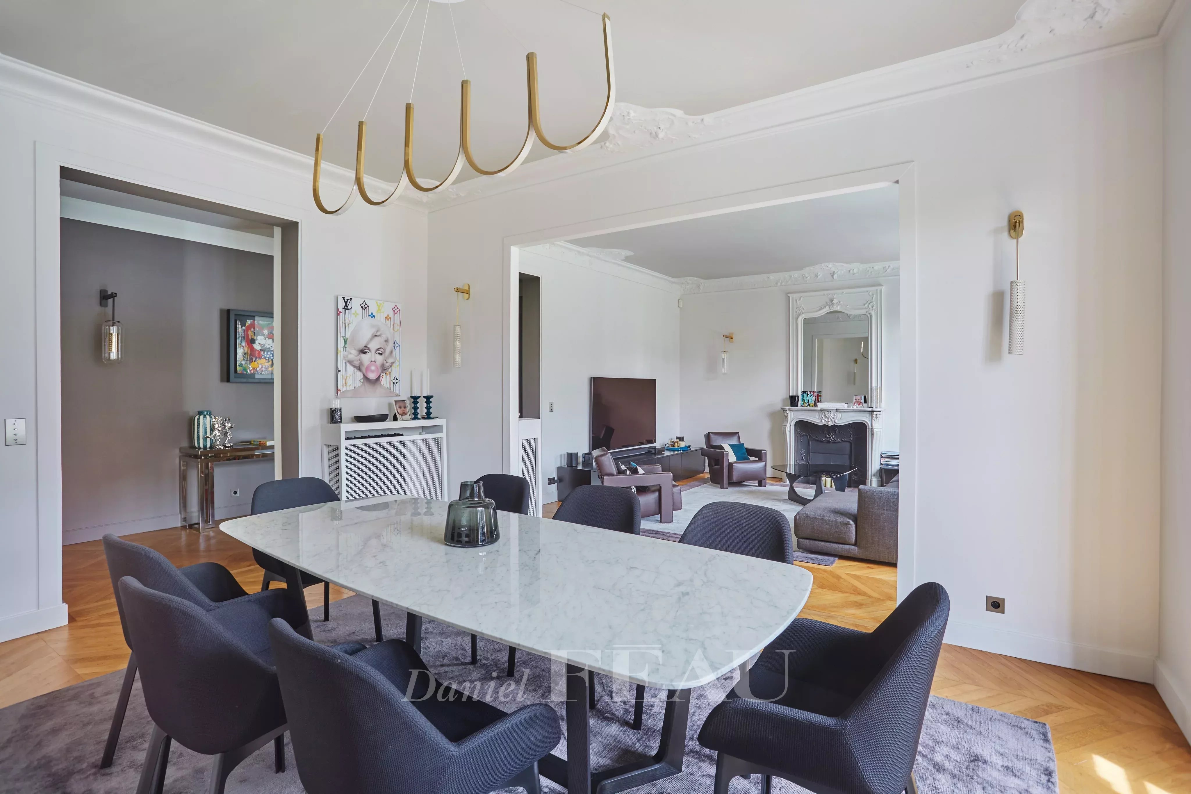 Sale Apartment Paris 16th