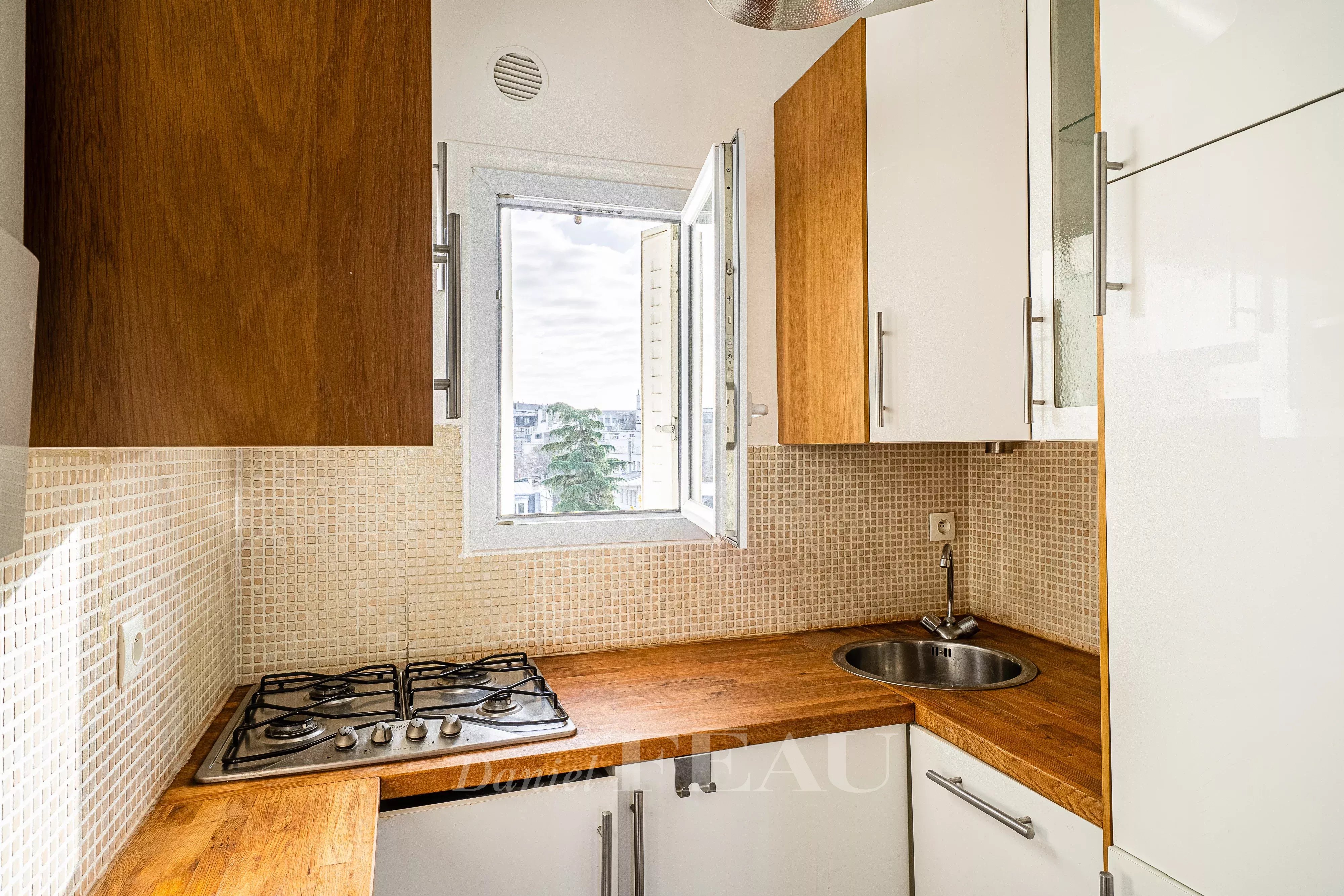 Sale Apartment Neuilly-sur-Seine