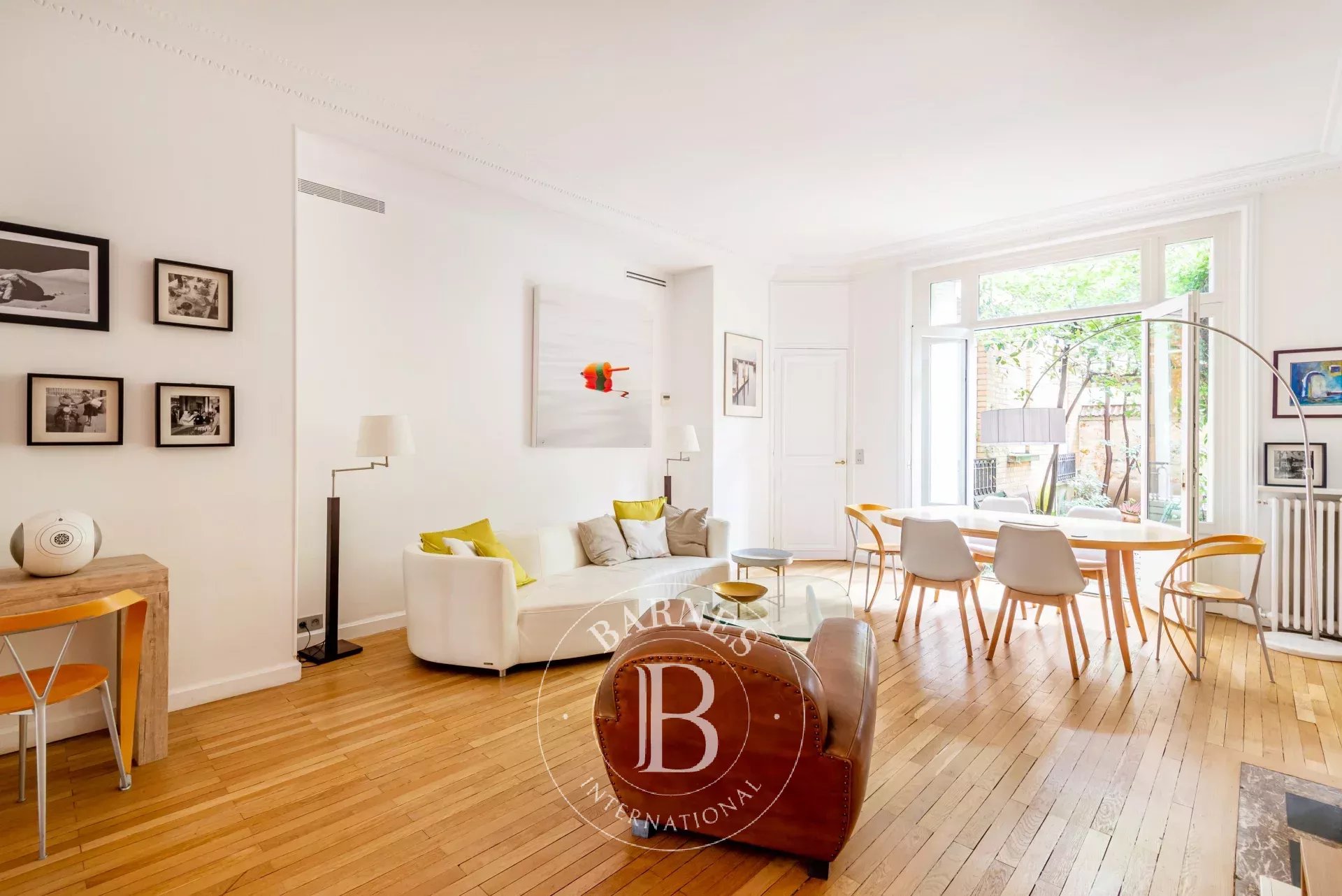 PARIS 16TH / LA MUETTE NORTH - 4-BEDROOM APARTMENT WITH A GARDEN