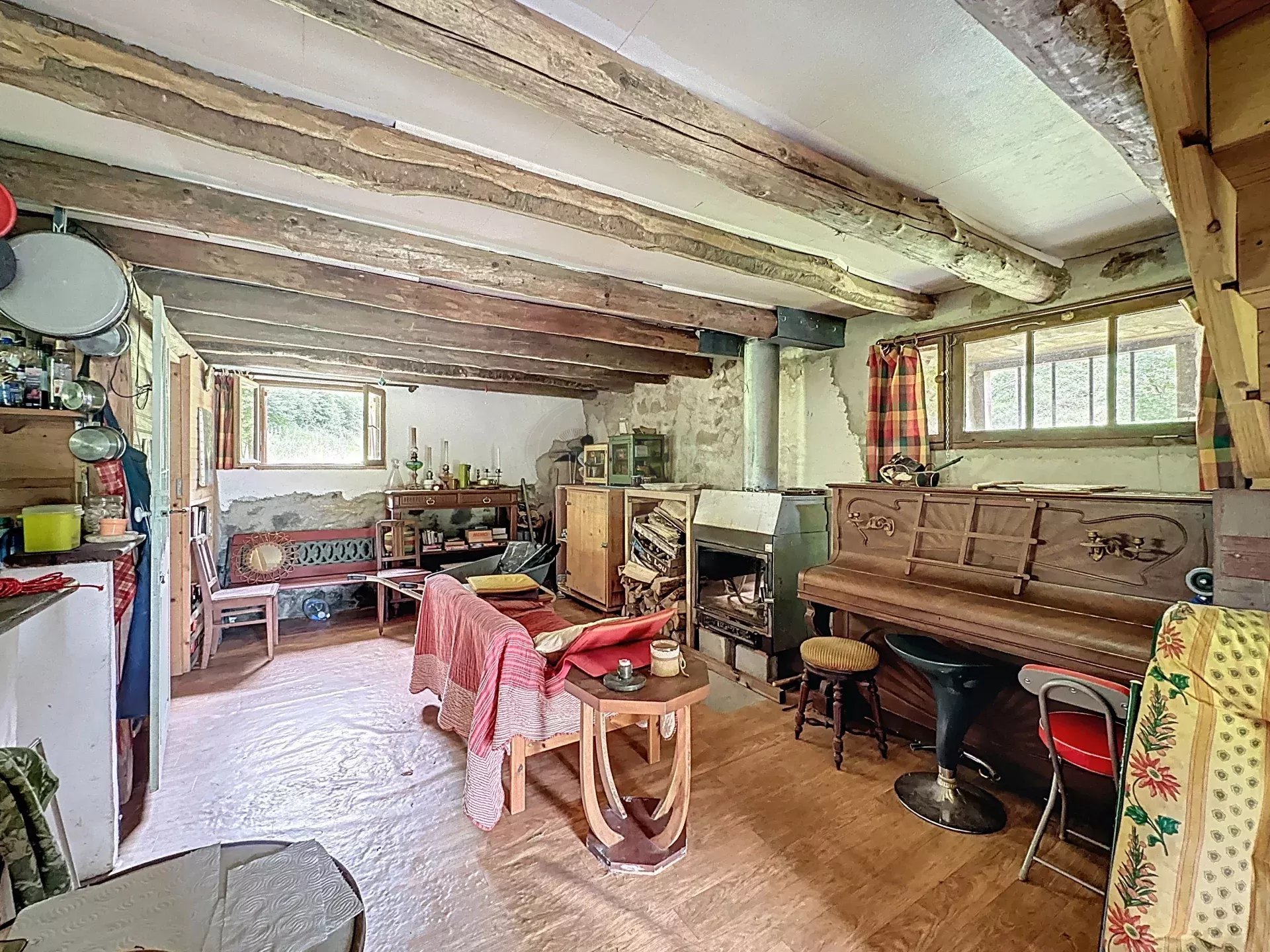 Grange - Photo 3