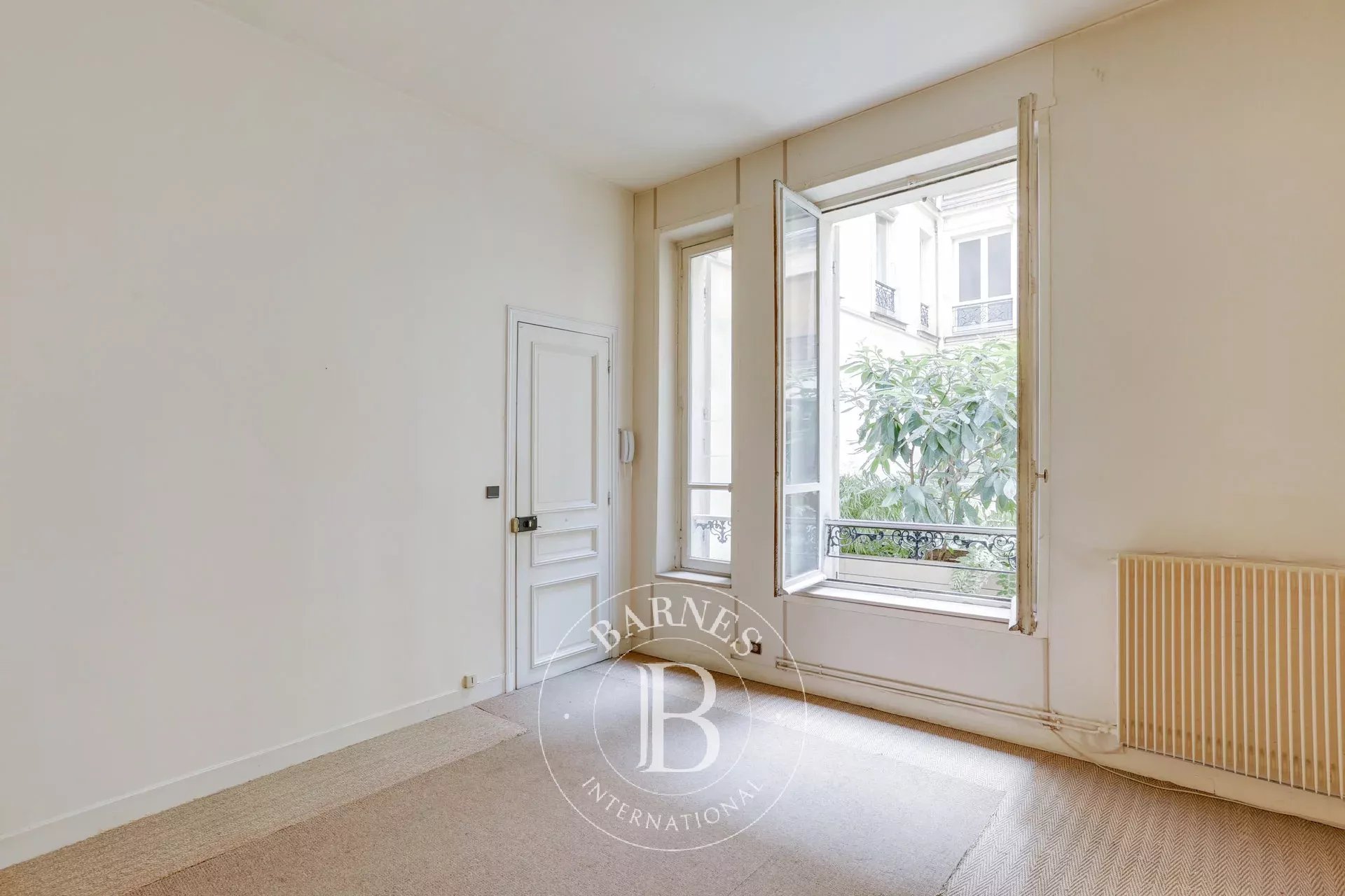 Apartment - Paris 6 - 3 rooms - Littré - outdoor spaces