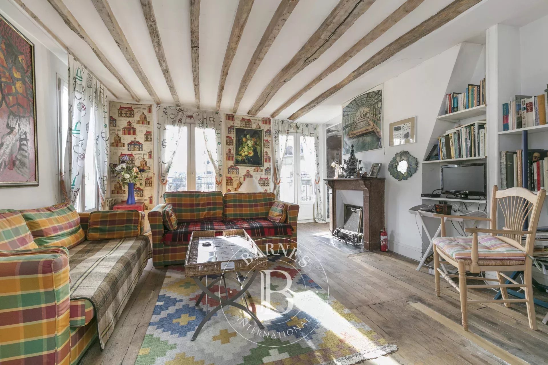 Daire Paris 3ème - picture 4