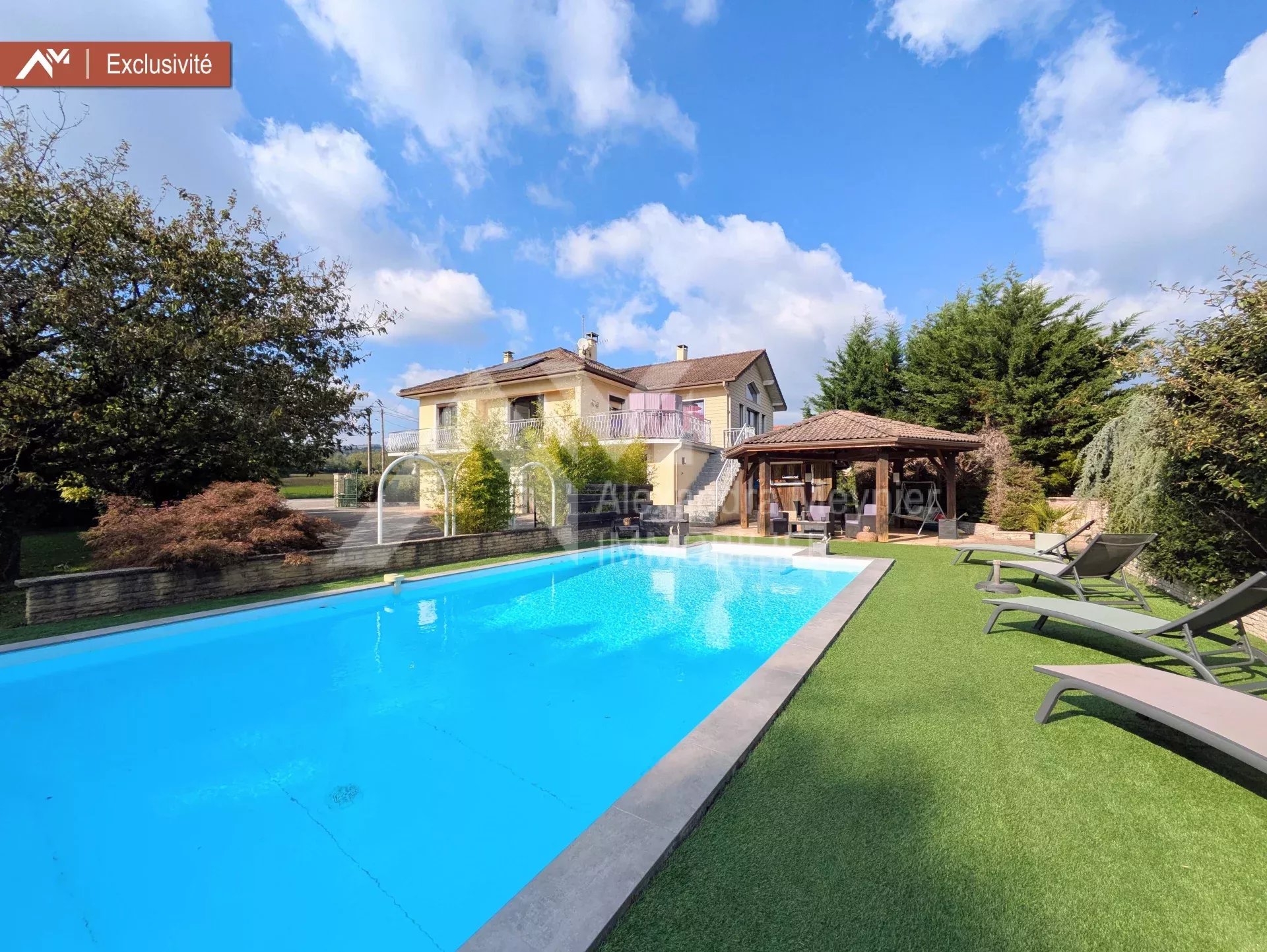 Agence immobilière de 