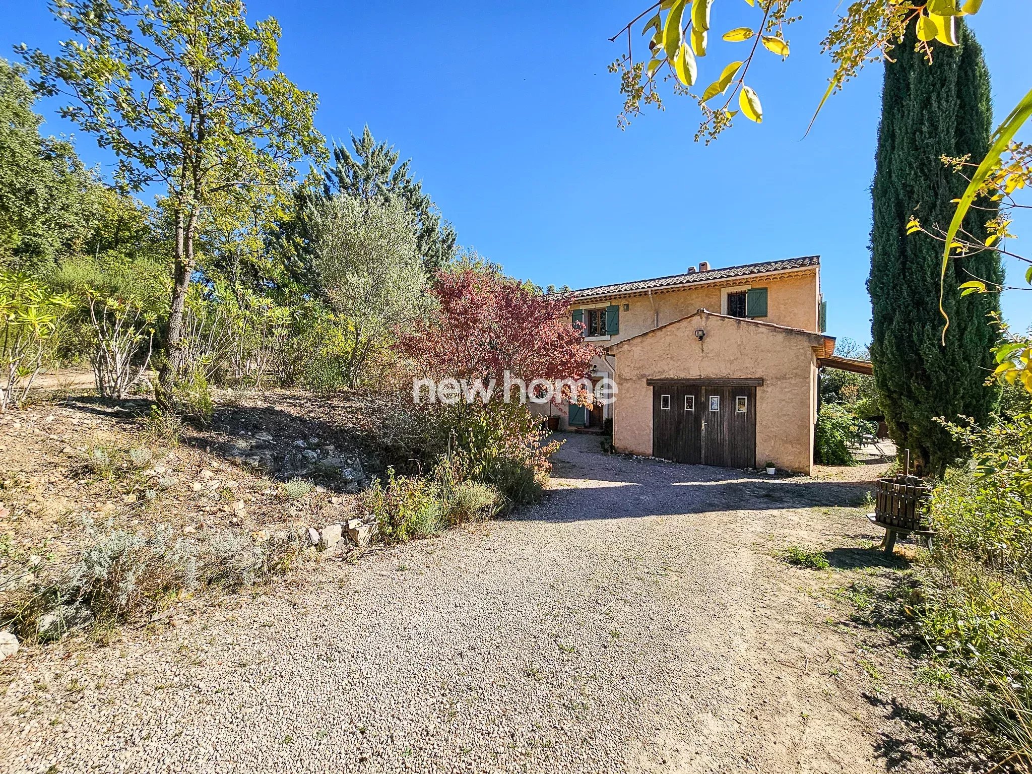 Entre Draguignan et Flayosc  L'élégance d'une bastide au cur de la nature
