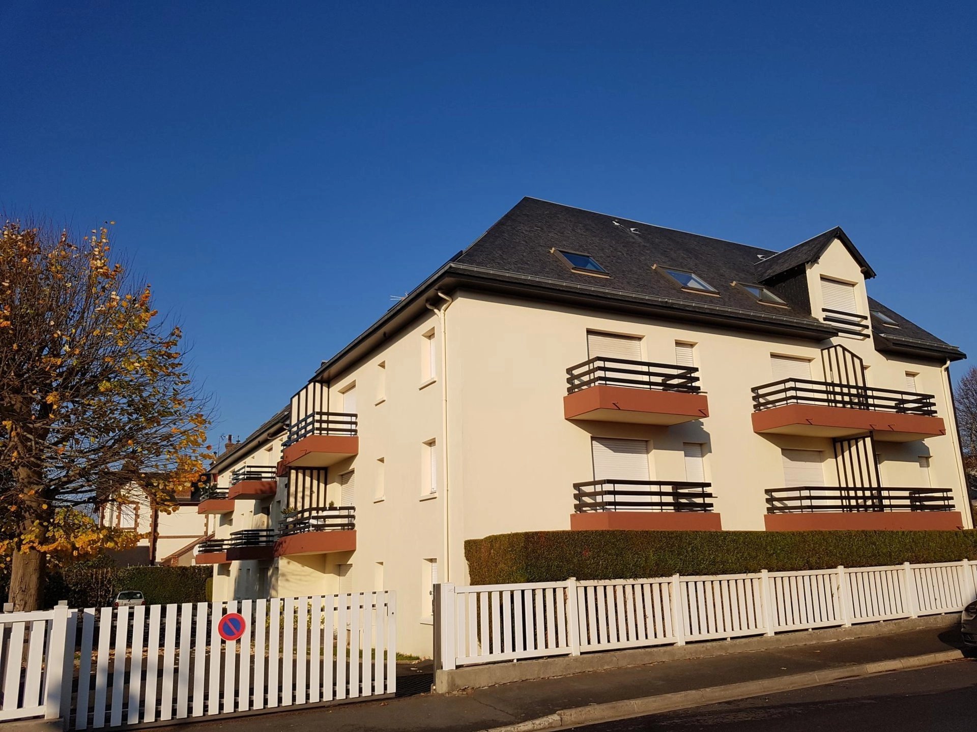 Agence immobilière de 