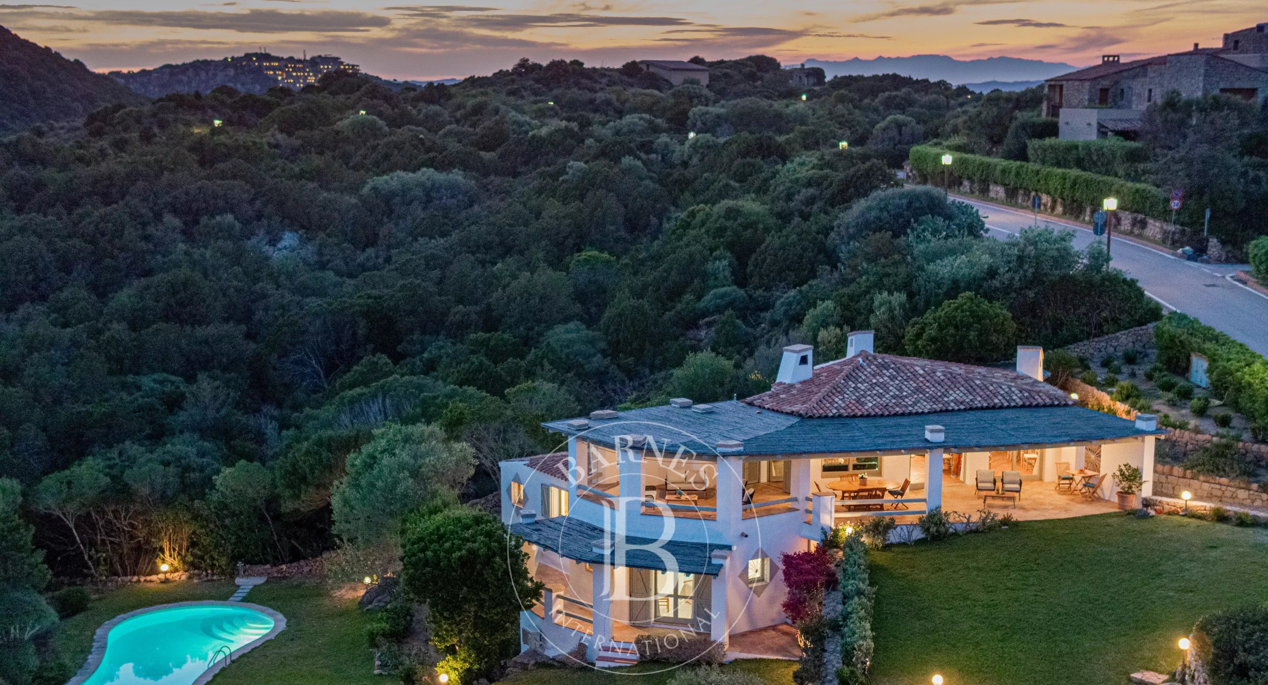 Porto Cervo  - Villa  5 Chambres - picture 2