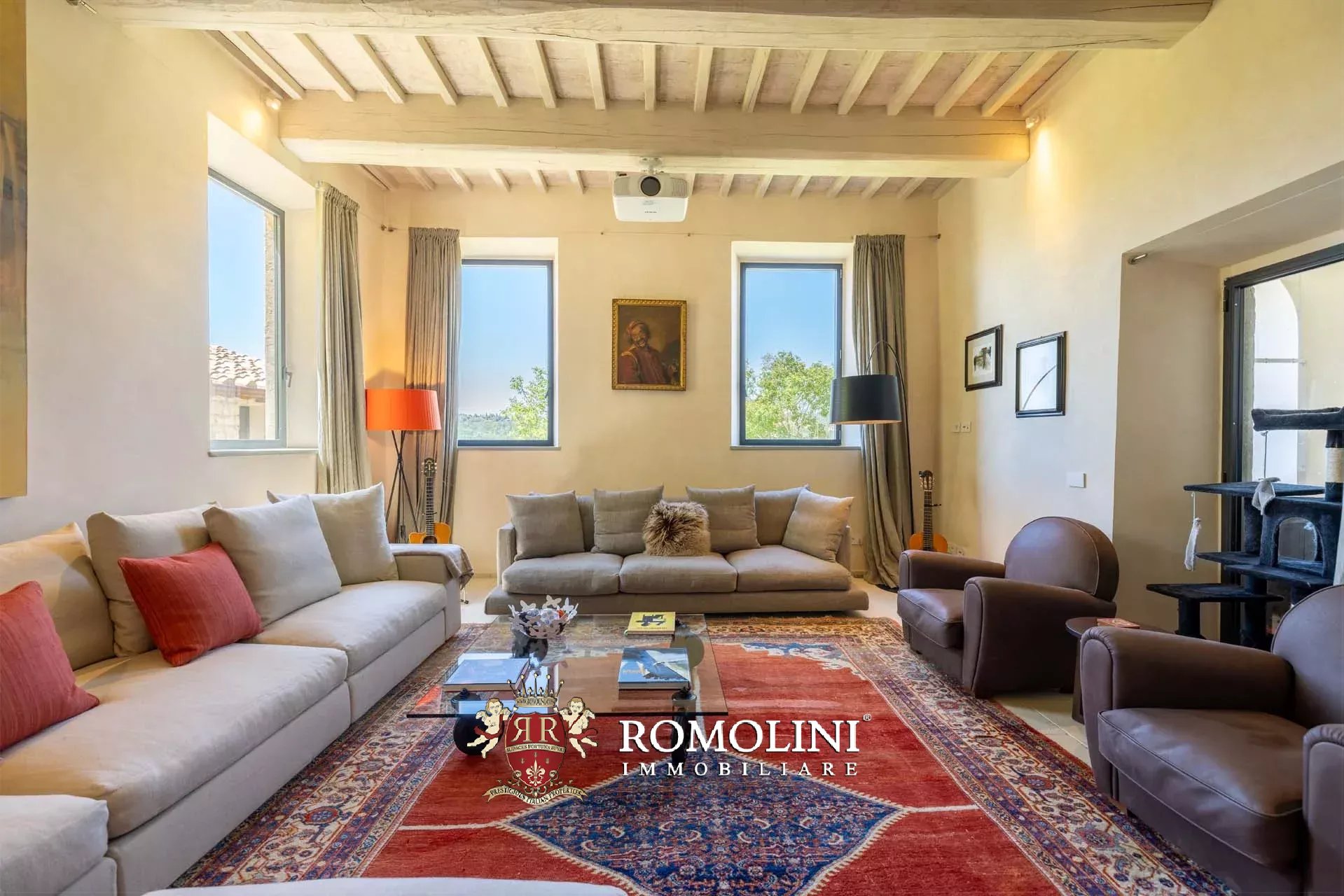 5 Bedroom Villa/Townhouse's Image 23