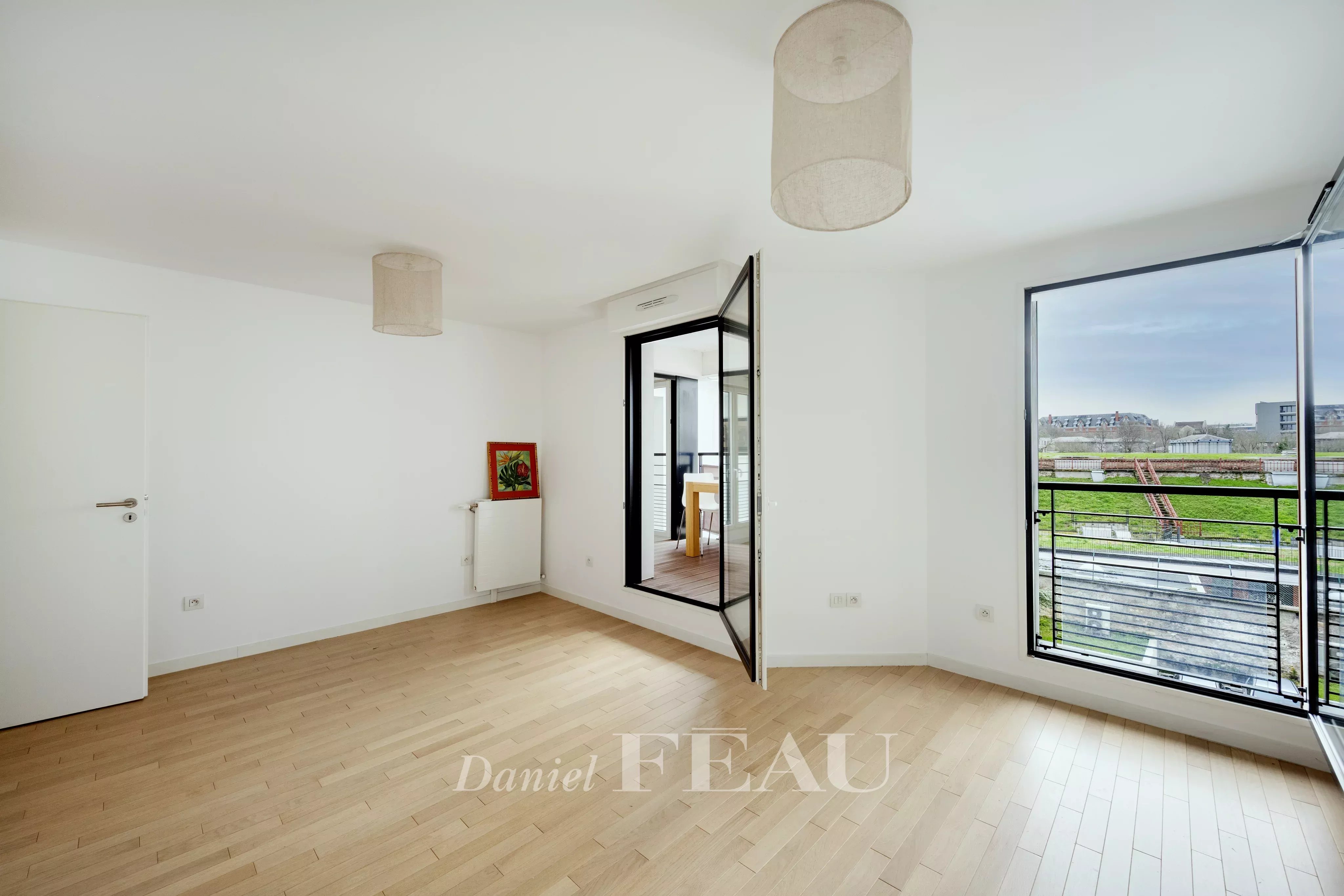 CHAMBRE PRINCIPALE AVEC VUE DEGAGEE