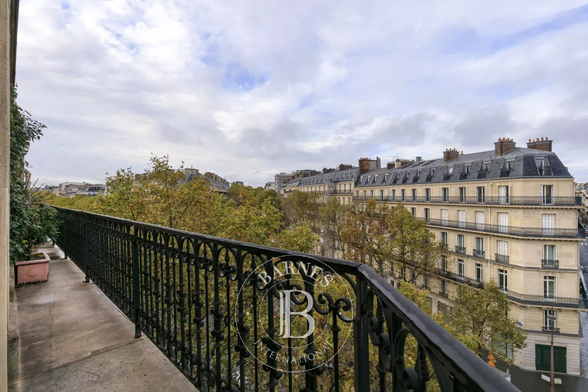 Daire Paris 8ème - picture 23