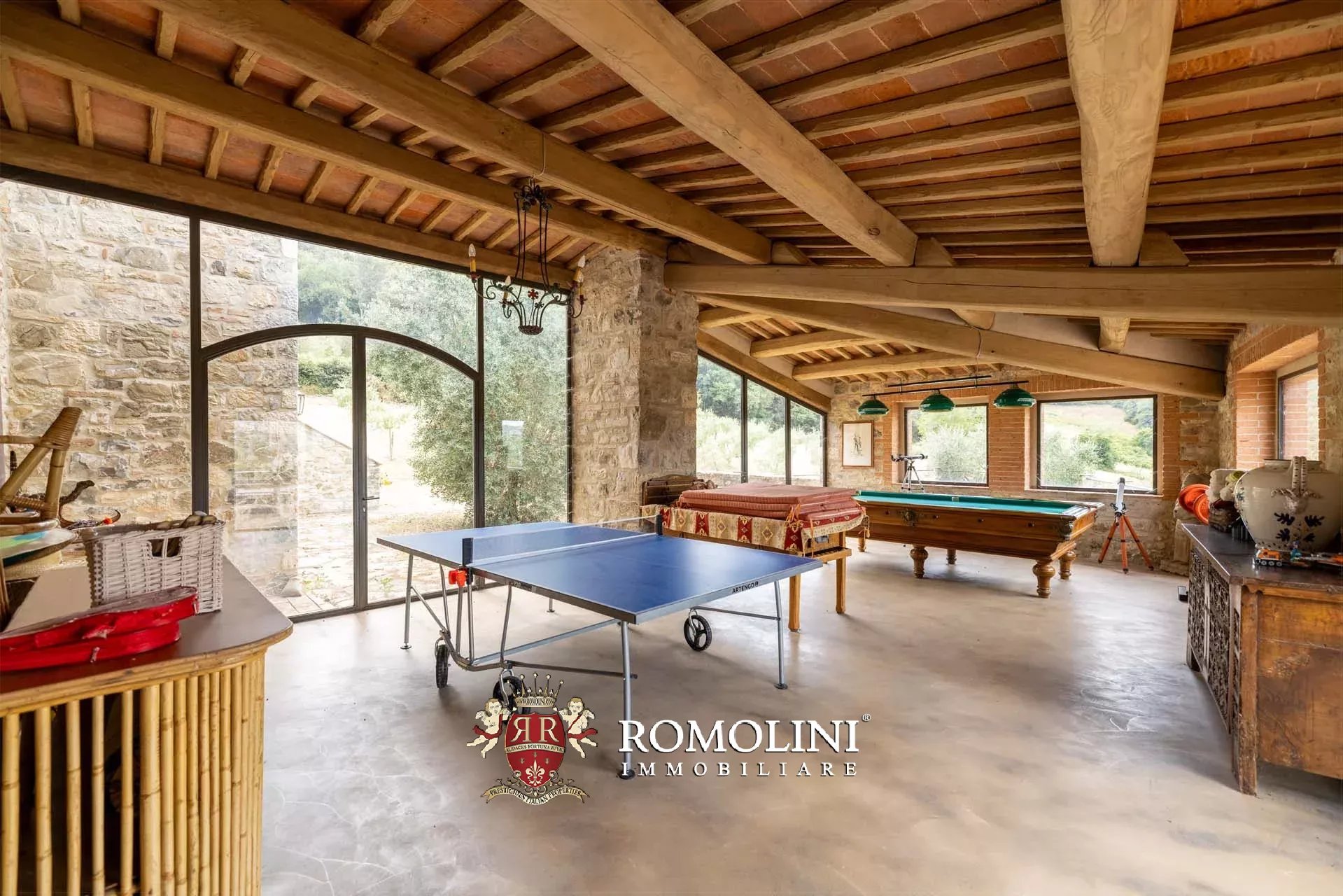7 Bedroom Villa/Townhouse's Image 25