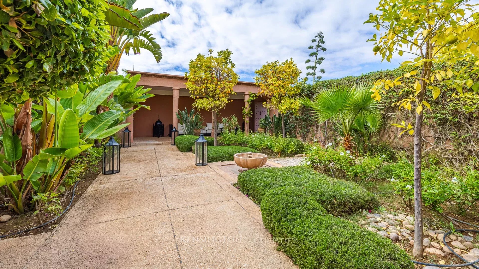 5 Bedroom Villa/Townhouse's Image 20