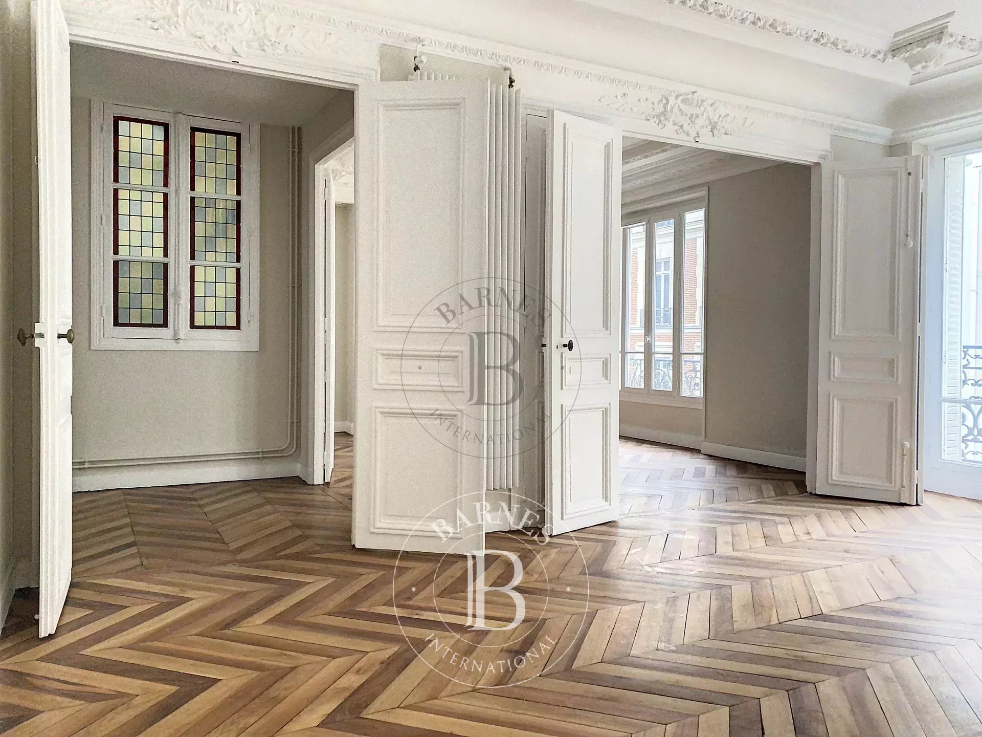 Daire Paris 10ème - picture 5