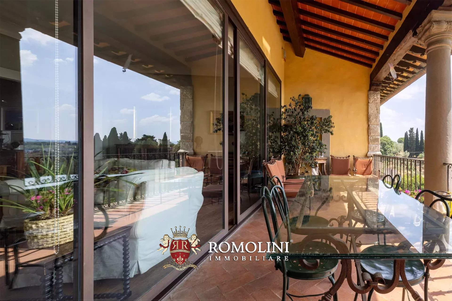 7 Bedroom Villa/Townhouse's Image 18