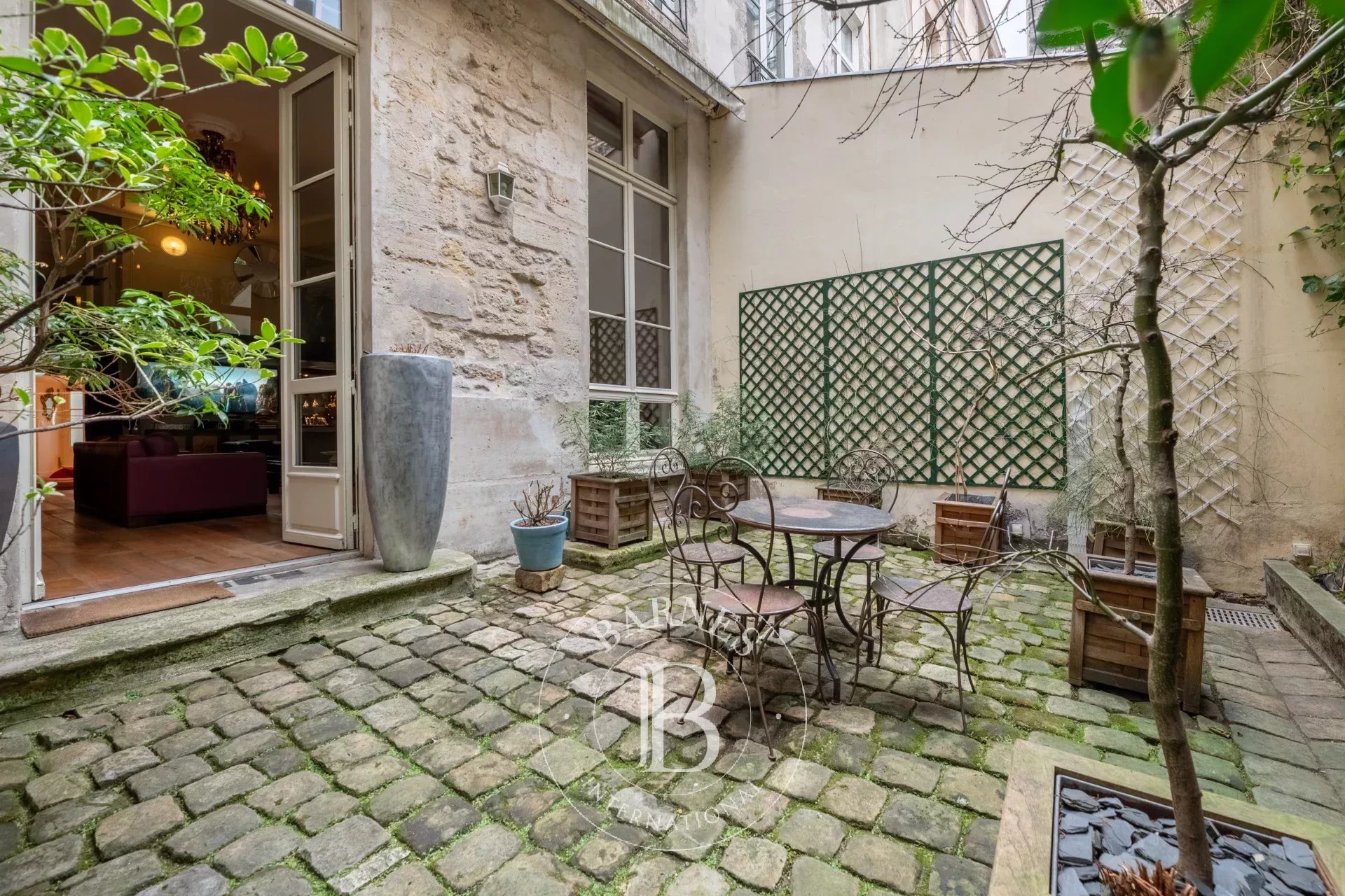 Daire Paris 3ème - picture 25