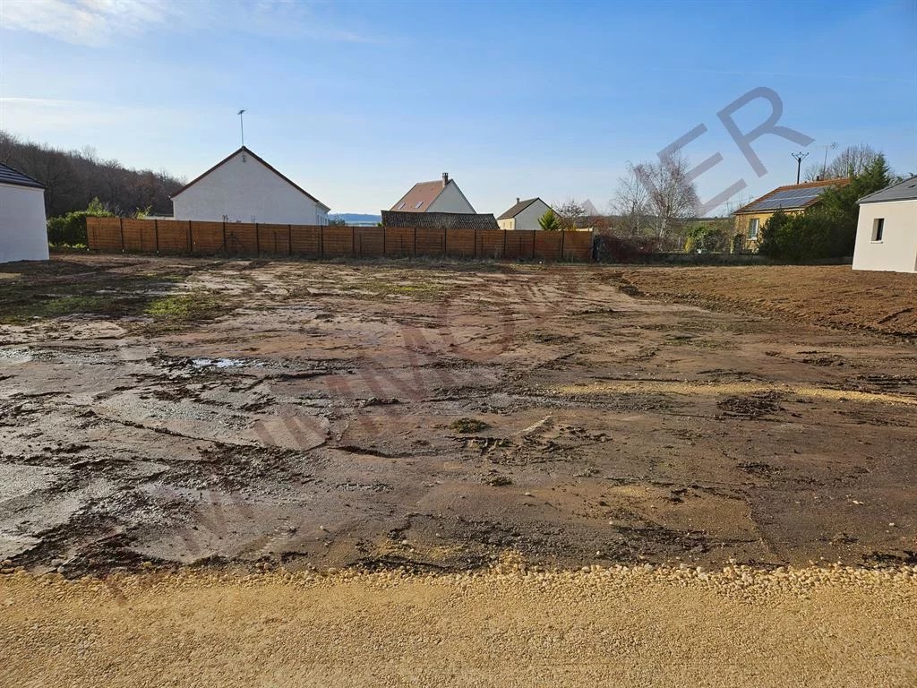 TERRAIN A BATIR 855M² PLAT EN SECONDE LIGNE YONNE
