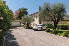 Villa For Sale in Mougins — photo 3 of 7