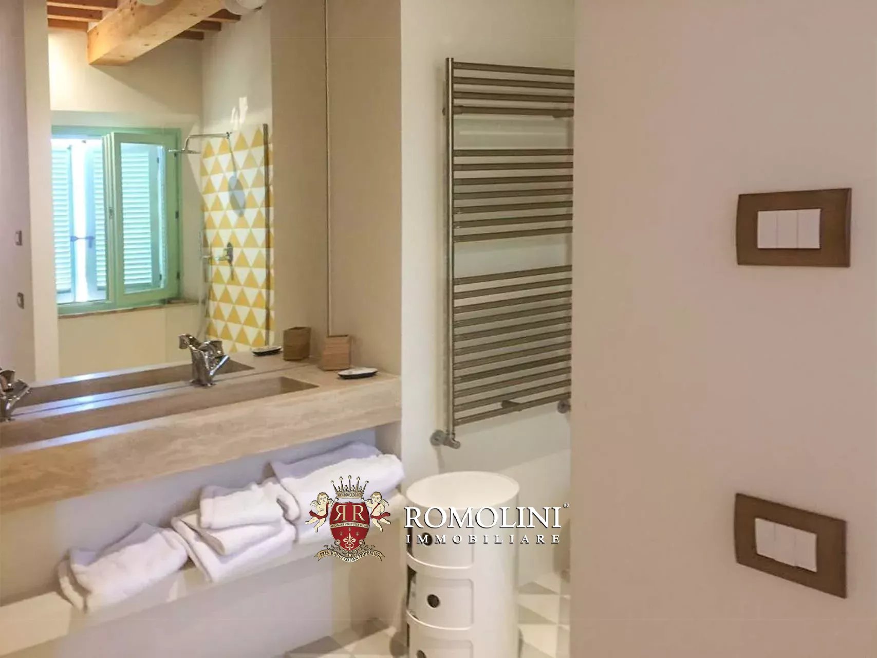 15 Bedroom Villa/Townhouse's Image 63