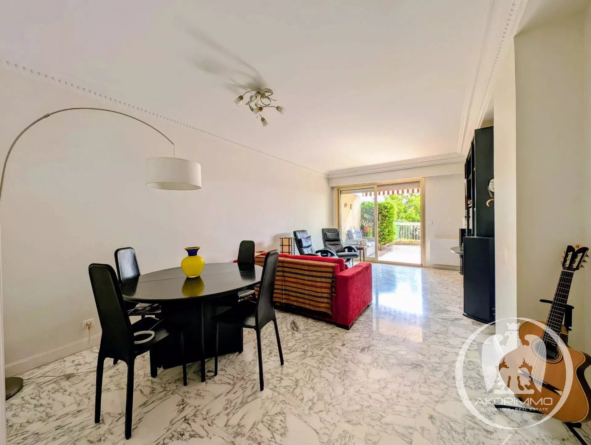 NICE- Bas Gairaut- 3 p avec jardin garage
