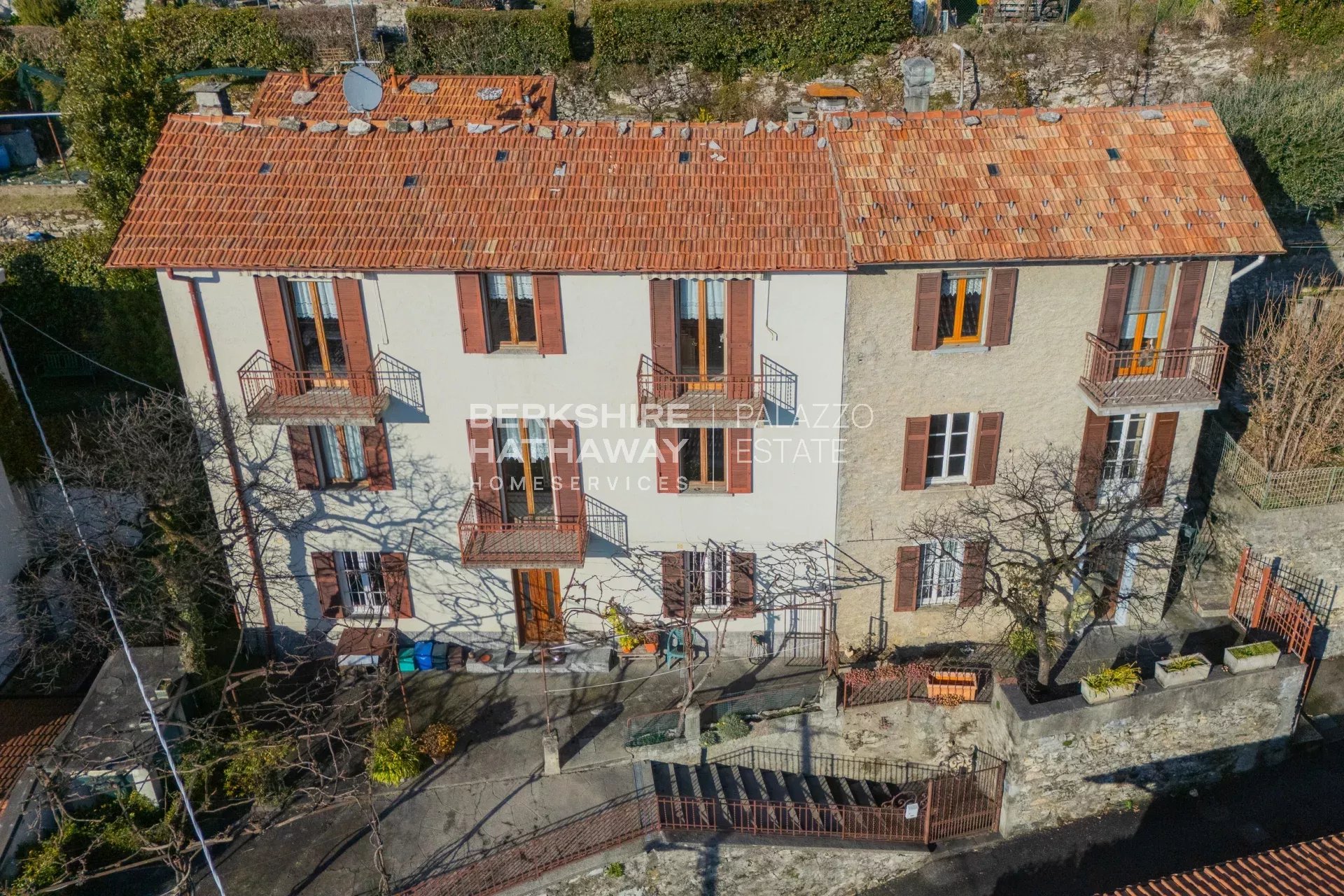 Casa a Cernobbio con vista lago e giardino