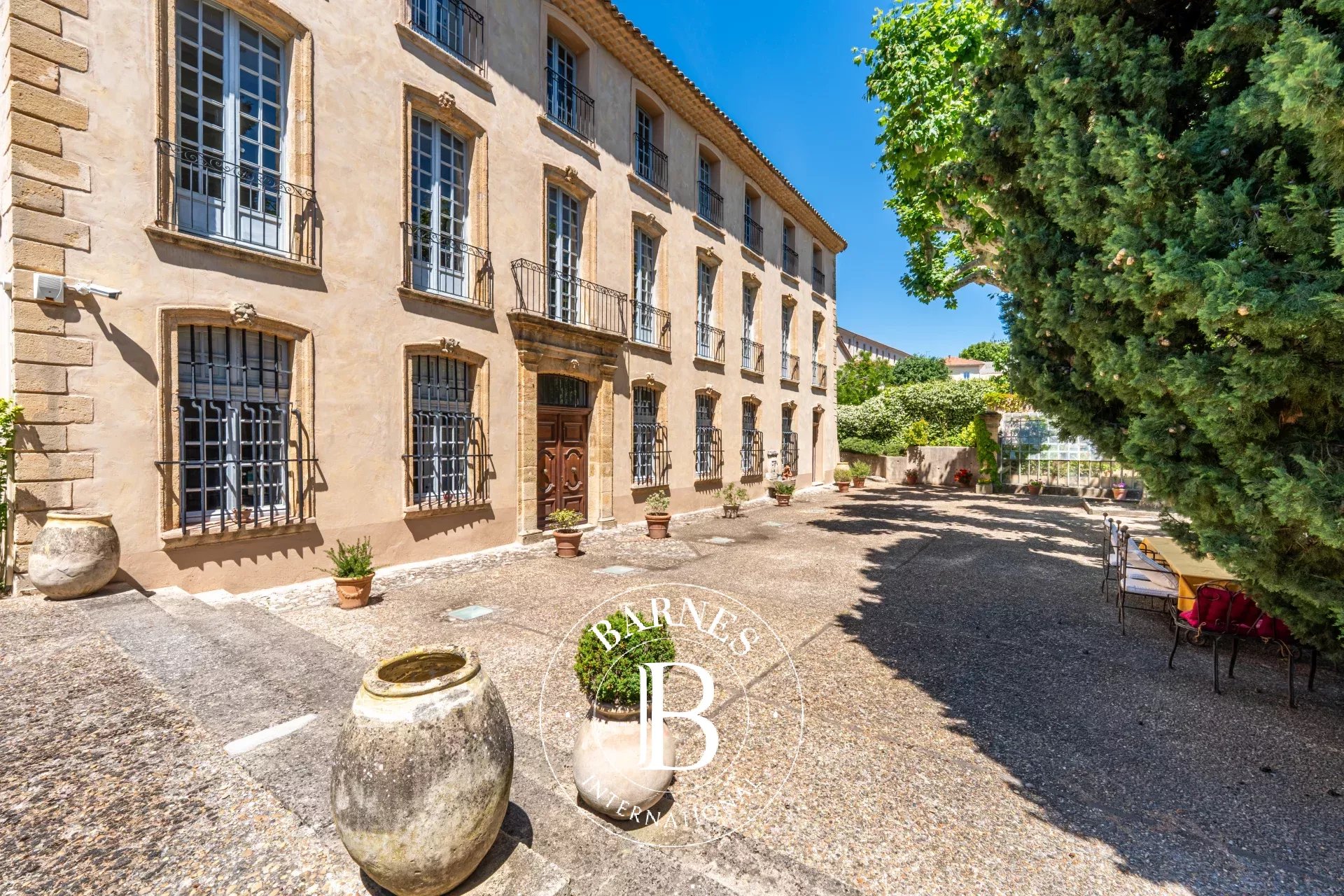 Aix-en-Provence  - Propriété 20 Pi&egrave;ces 8 Chambres - picture 5