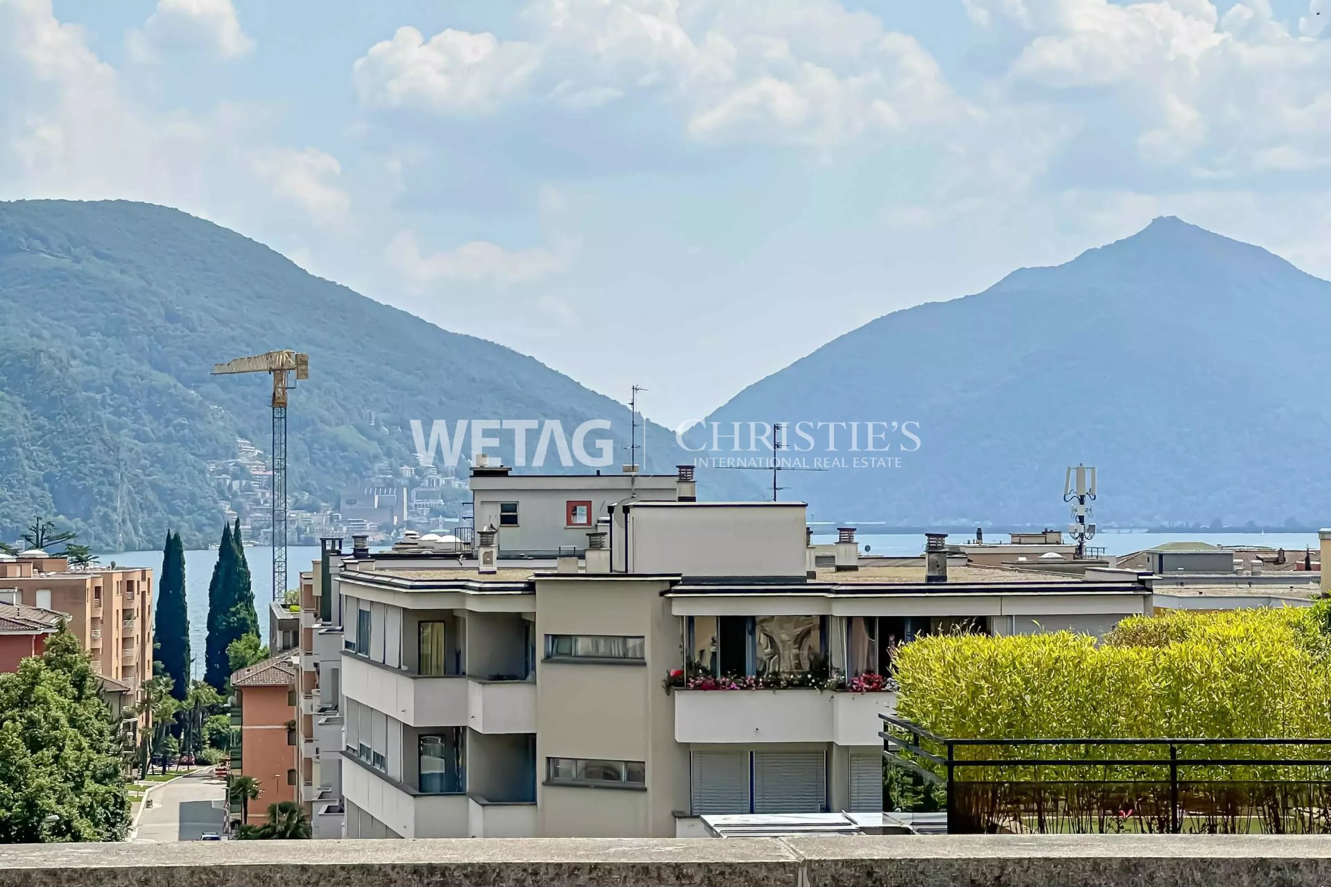 3 Bedroom Apartment/Flat's Image 4