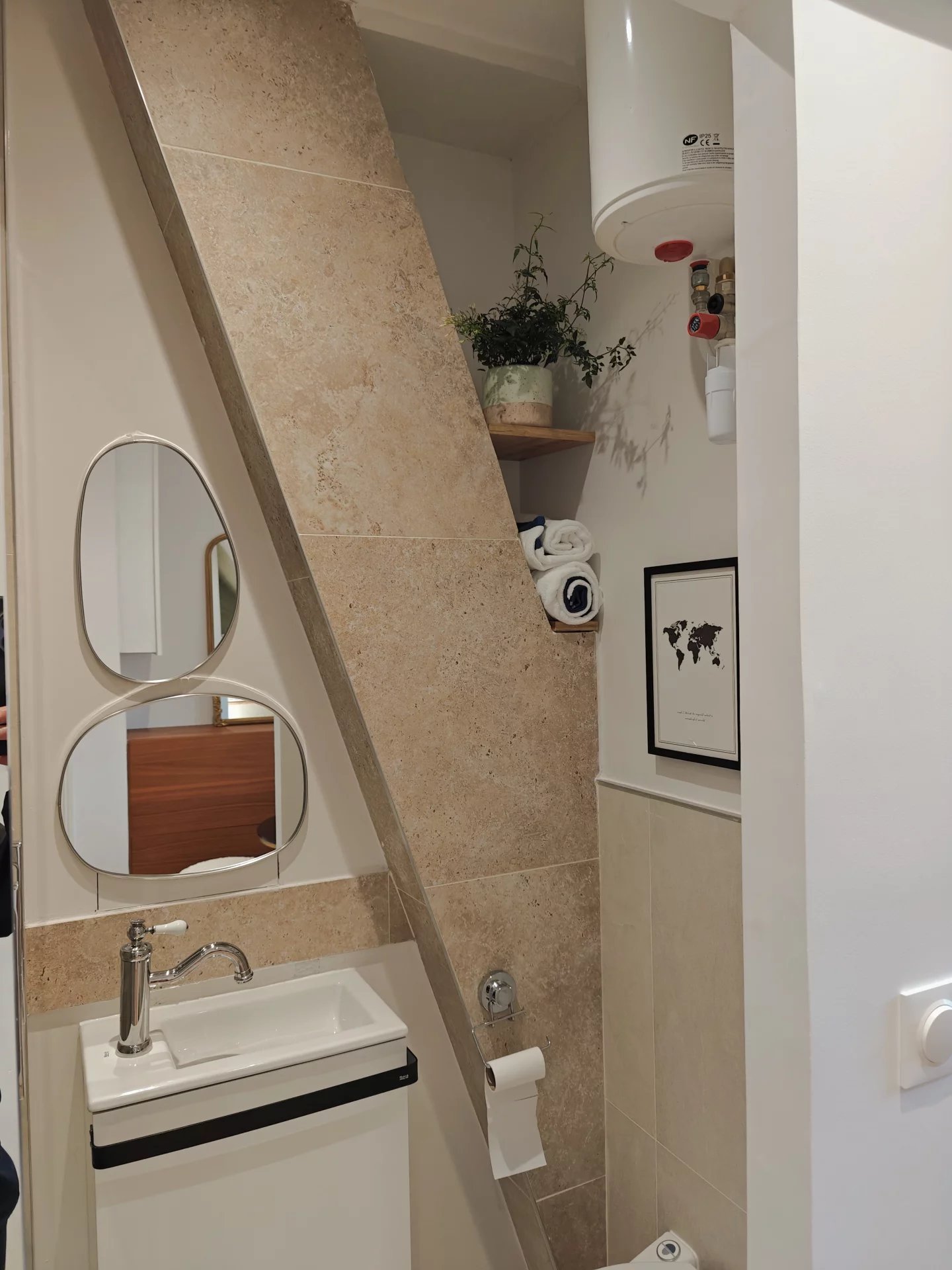 STUDETTE - DERNIER ETAGE- 75005 PARIS - Image Array