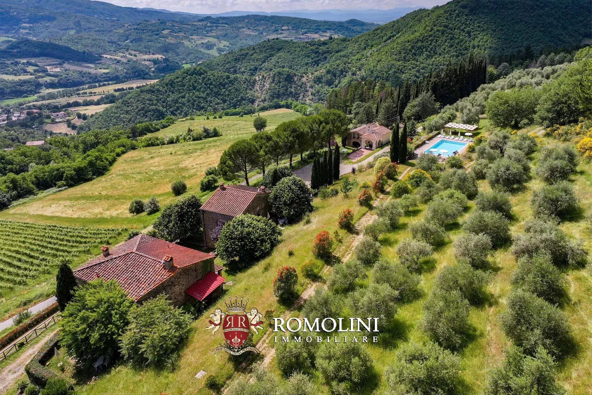 34 Bedroom Vineyard's Image 4