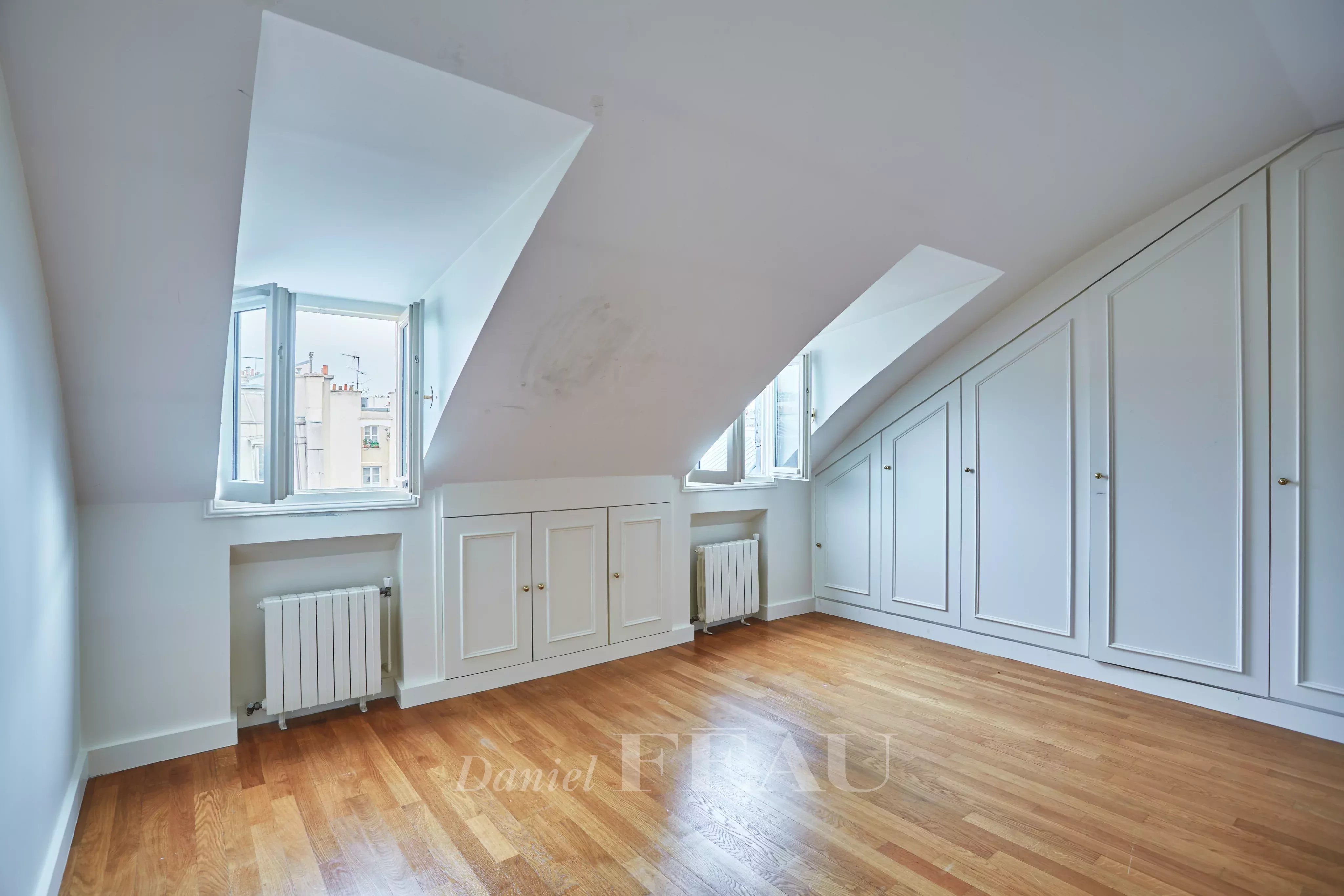 Rental Apartment Paris 8th