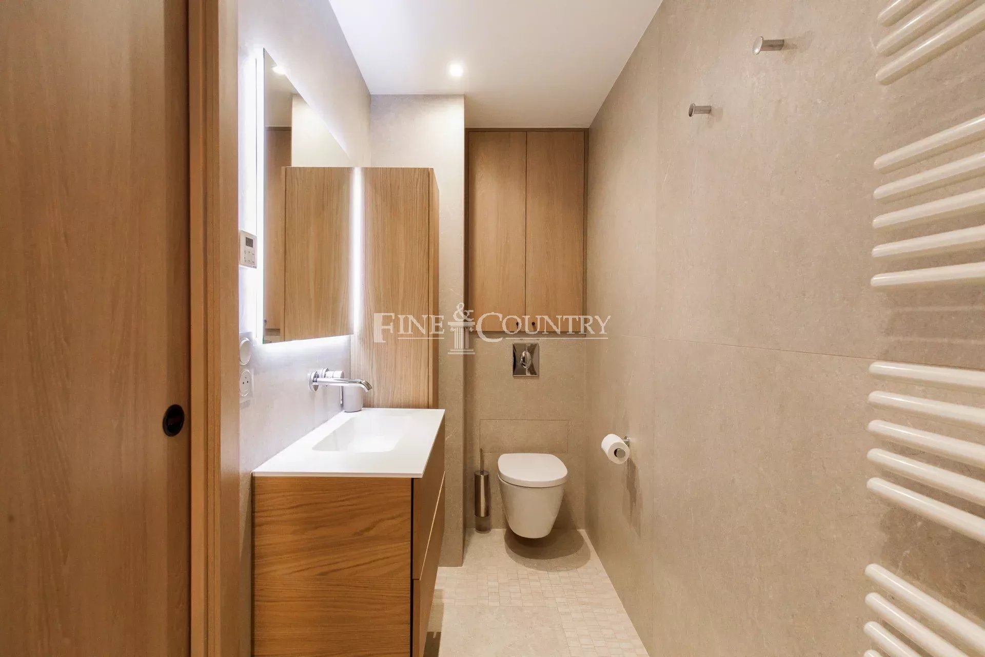 Photo of Apartment for sale in Cannes, la Banane