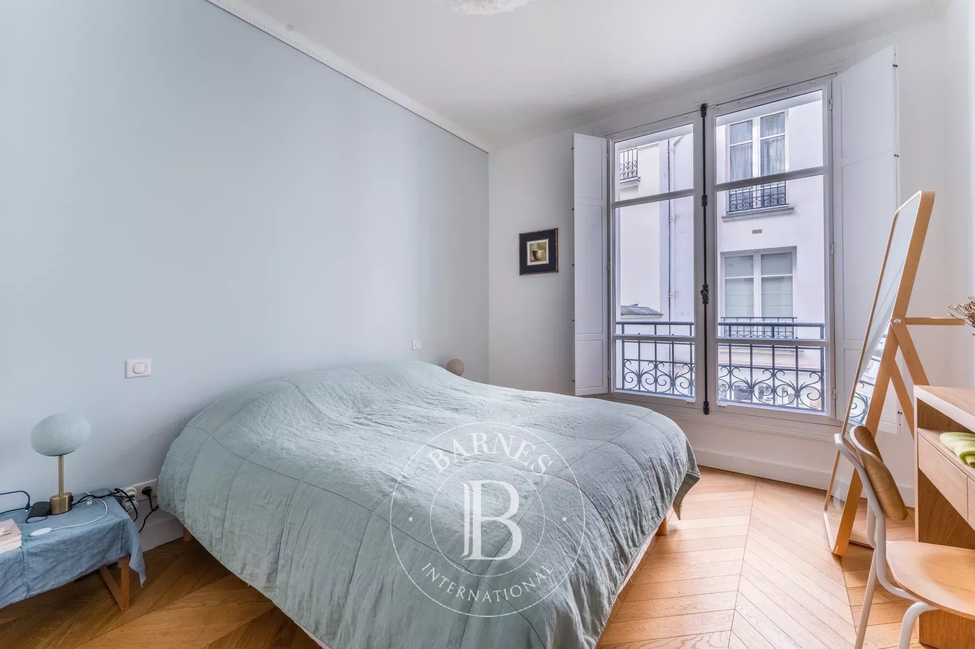 Daire Paris 3ème - picture 18