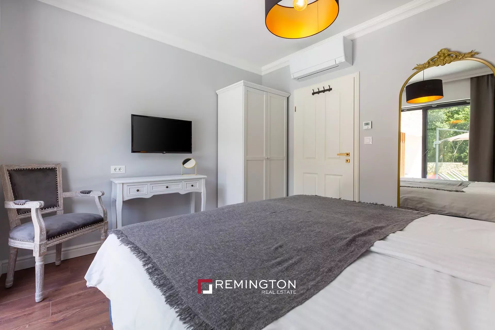 Villa/Townhouse's Image 9