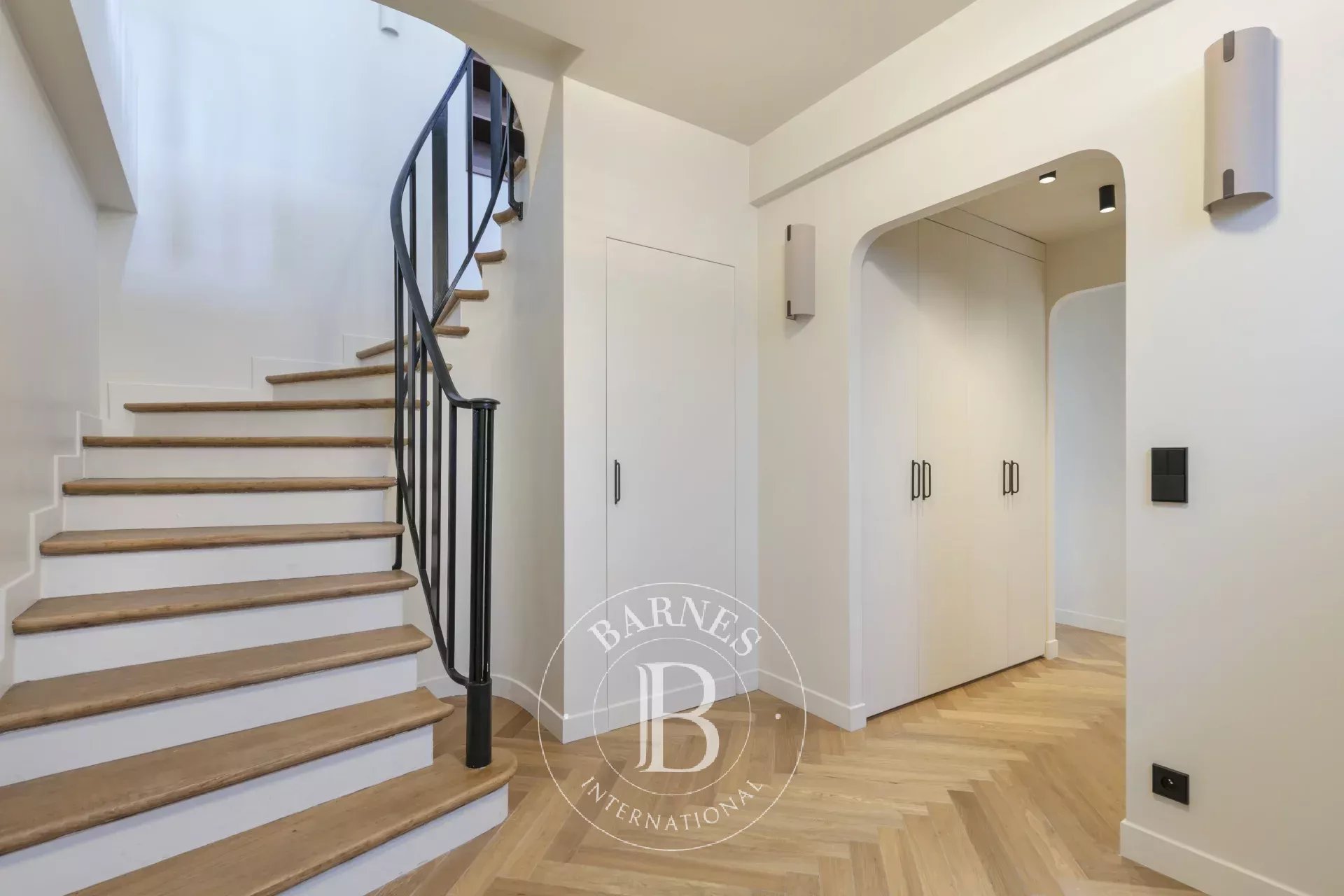 Paris  - Apartment 4 Bedrooms - picture 11