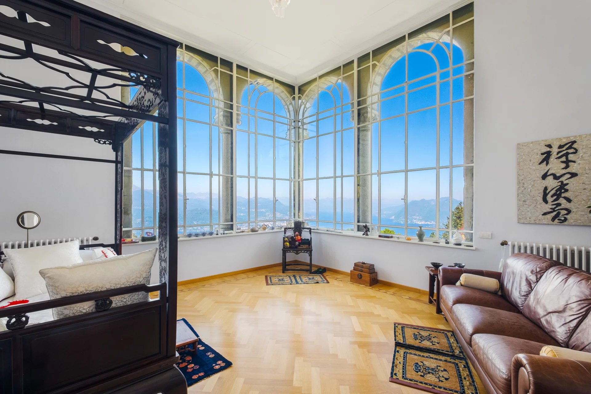 Villa panoramica d’epoca con parco privato e vista lago a Stresa