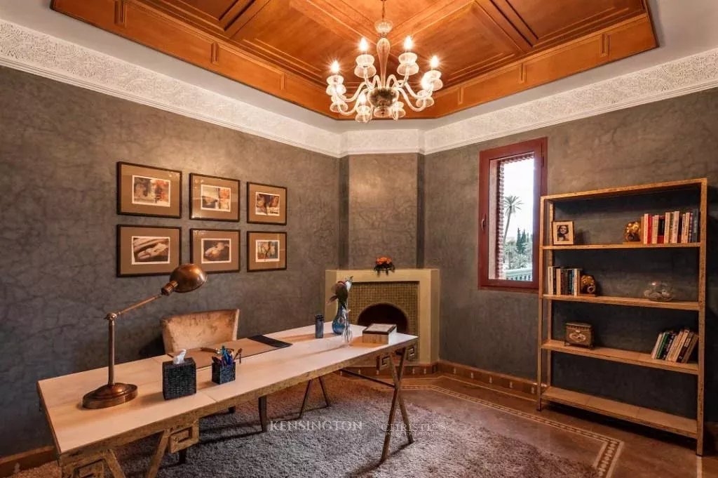 6 Bedroom Villa/Townhouse's Image 23