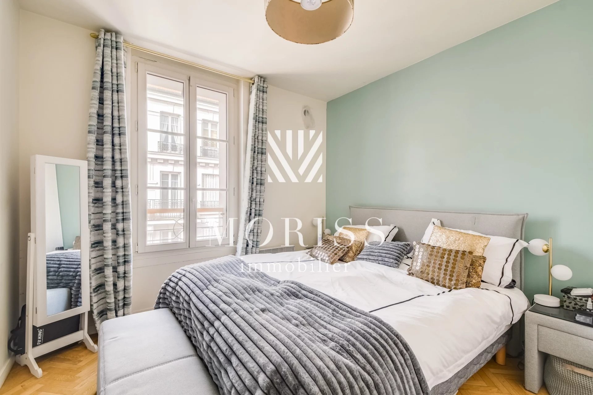 Appartement T4 - Dernières étage avec Mezzanine - Puteaux Centre - Image Array