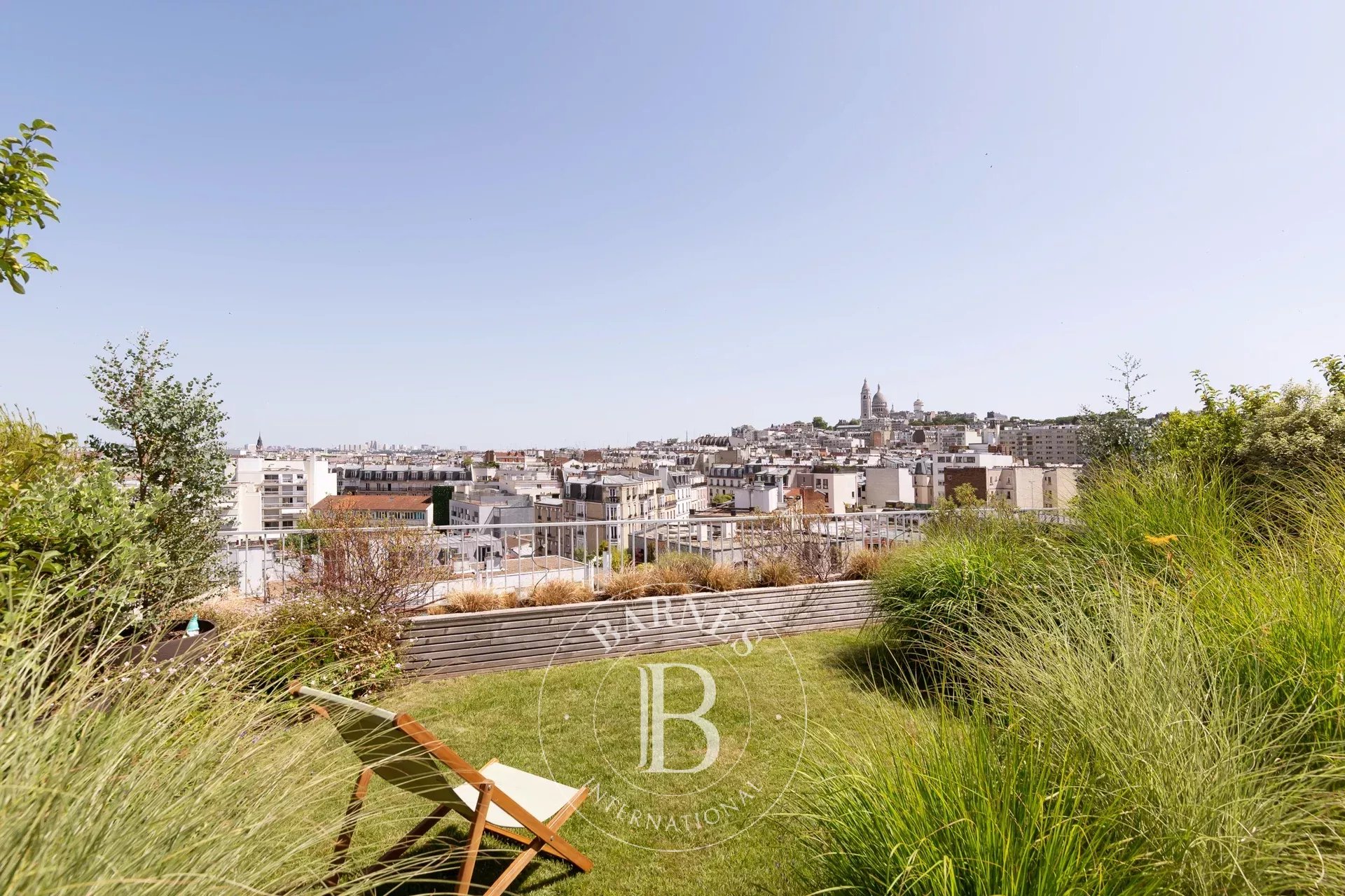 Apartment Paris 75018  -  ref 86042235 (picture 1)
