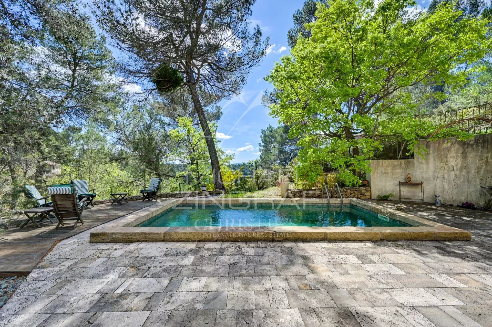 4 Bedroom Villa/Townhouse's Image 11