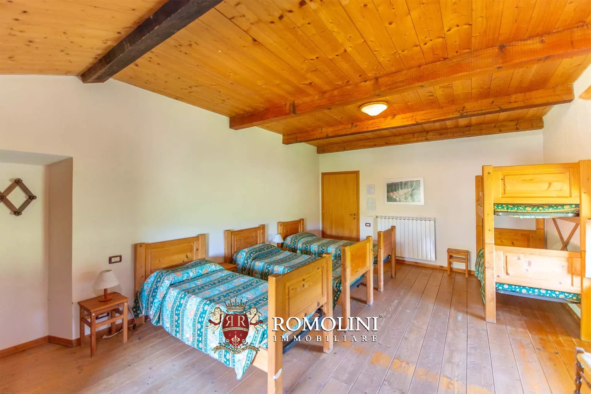 10 Bedroom Villa/Townhouse's Image 42