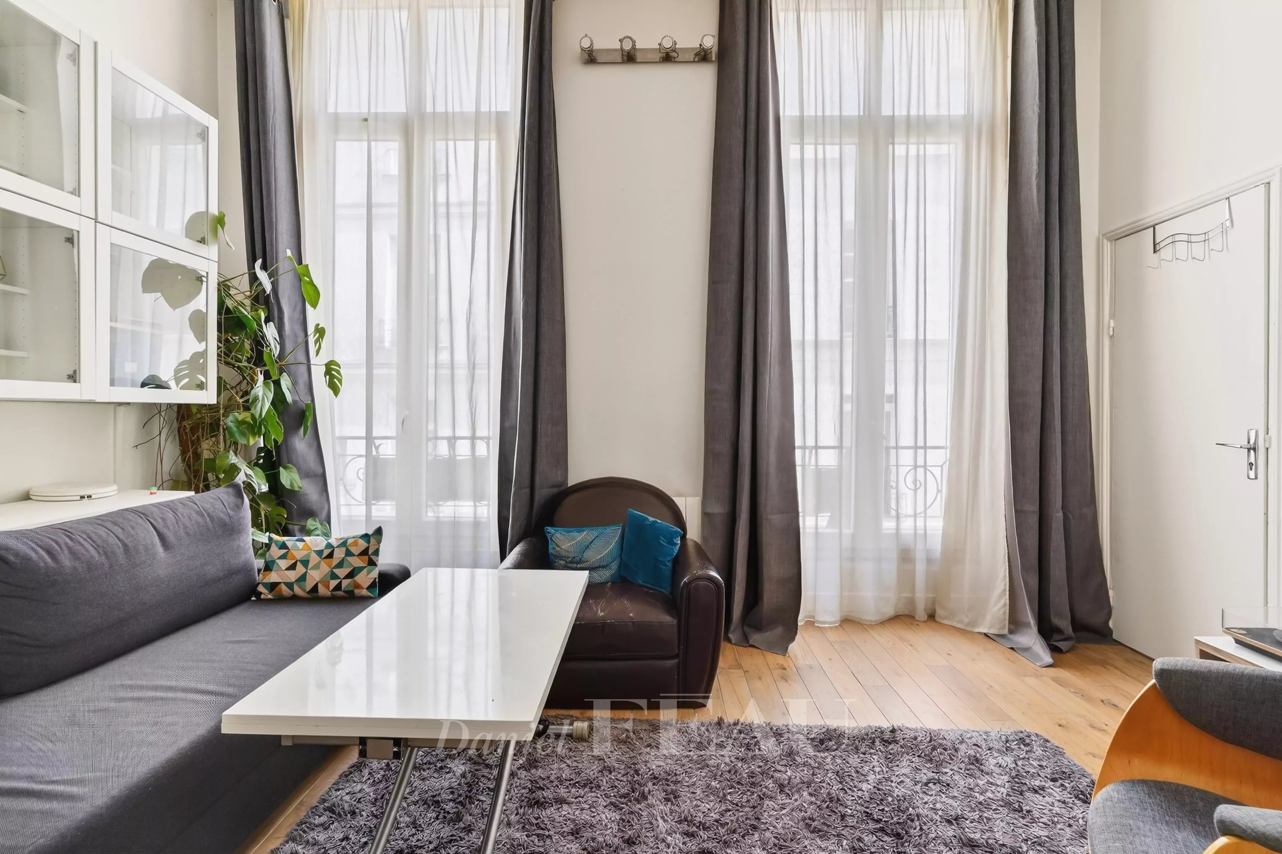 Sale Apartment Paris 2nd