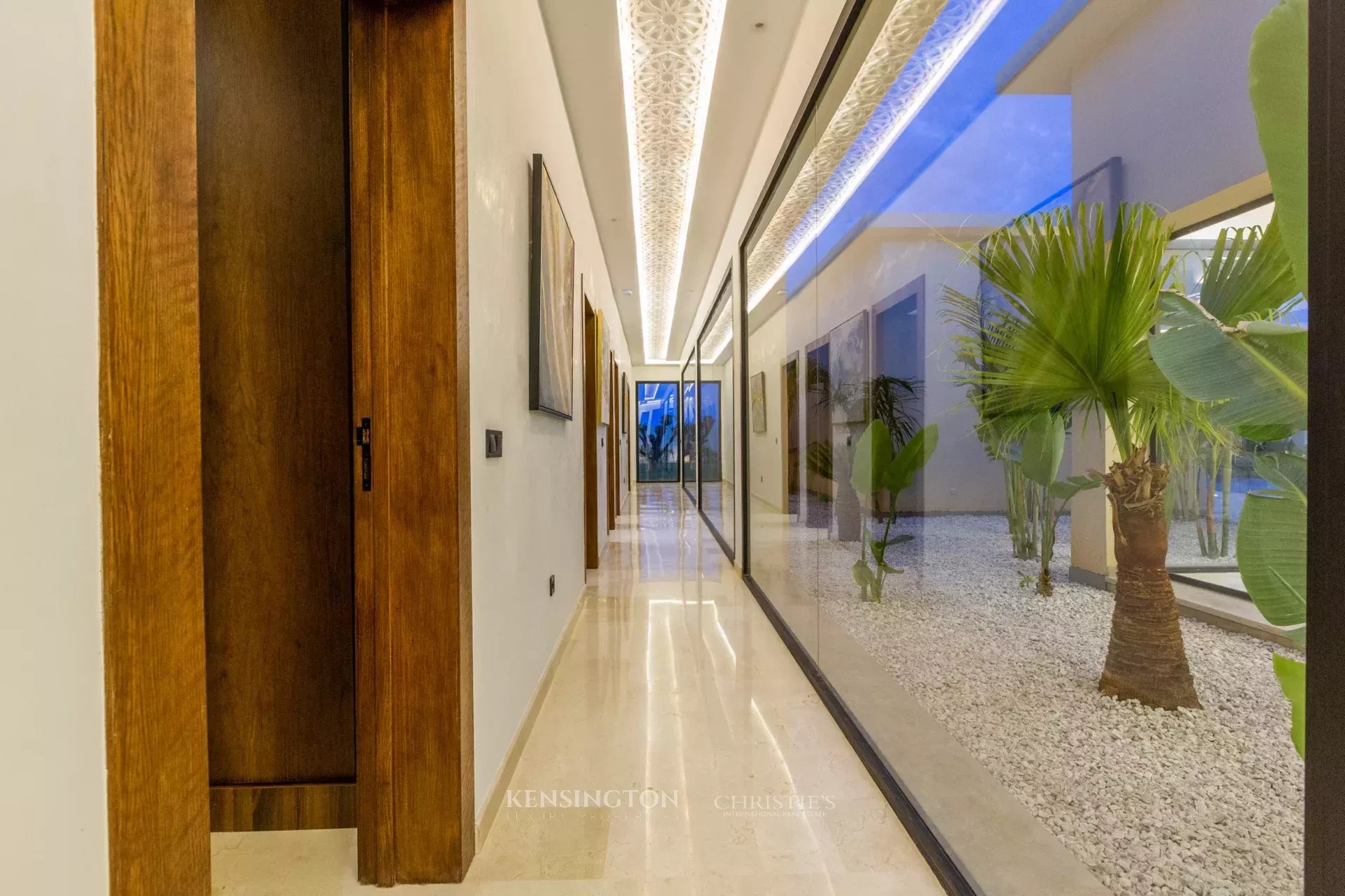 5 Bedroom Villa/Townhouse's Image 16