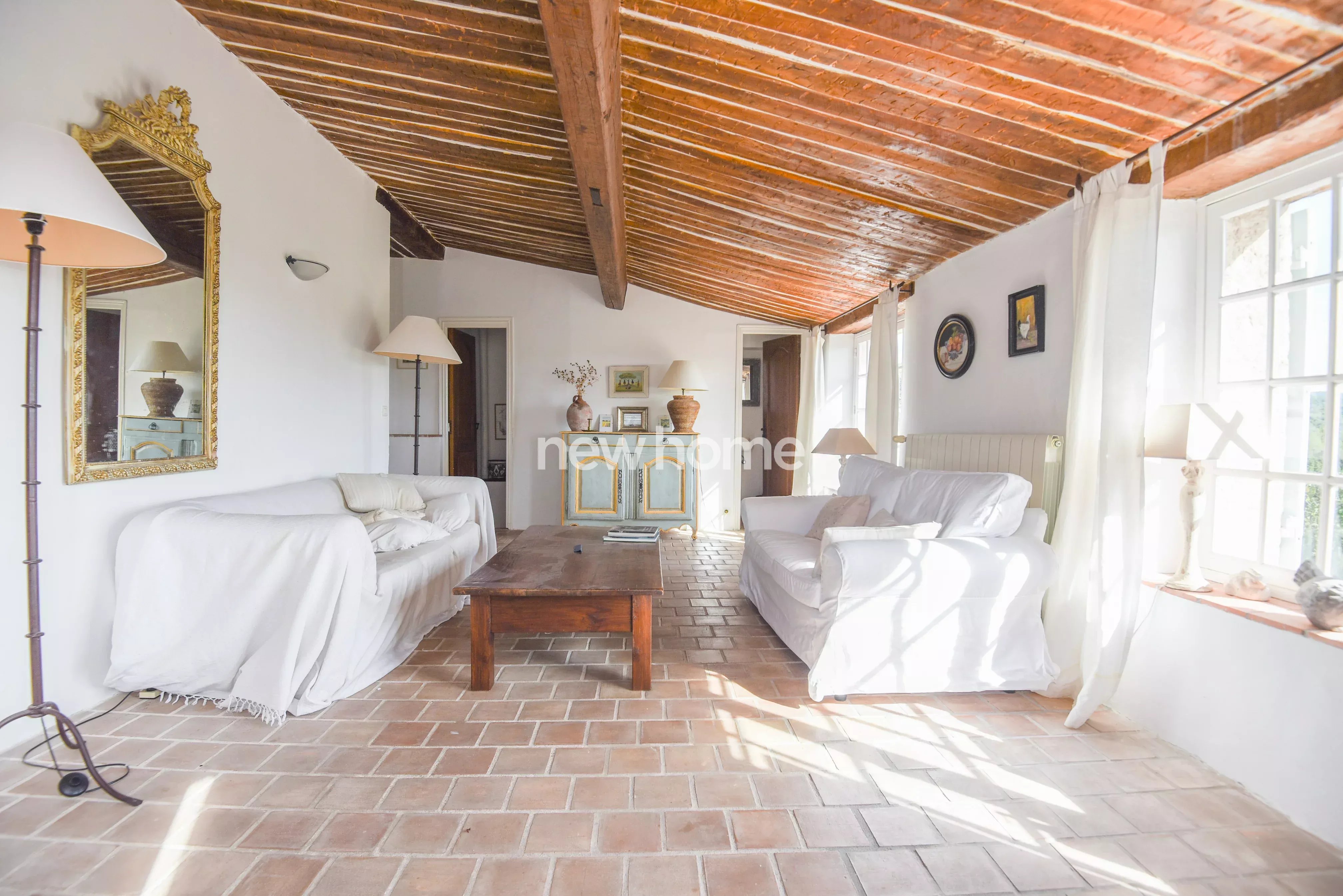 Superbe bastide ancienne en pierre près du charmant village de Flayosc