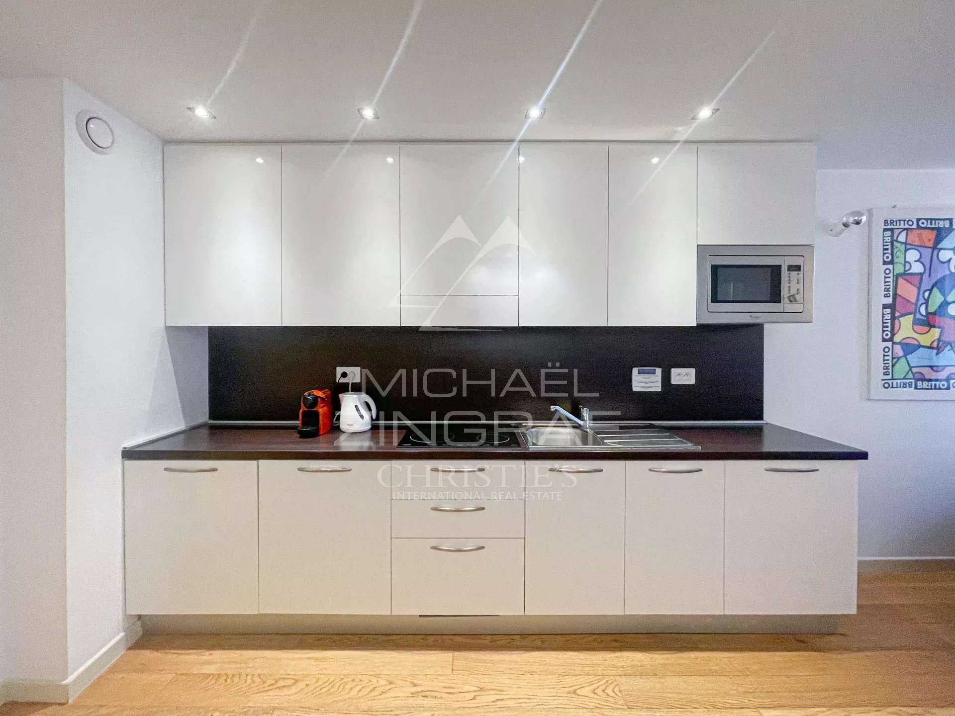 2 Bedroom Apartment/Flat's Image 6