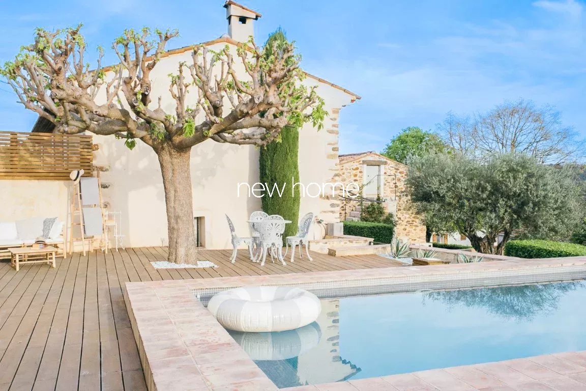 Ancienne ferme de 1850 avec vue panoramique à Tanneron! Un véritable rêve provençal