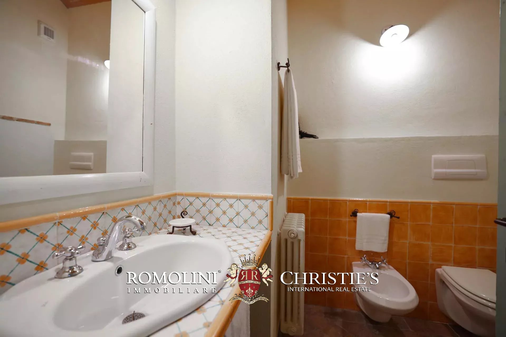 19 Bedroom Villa/Townhouse's Image 55