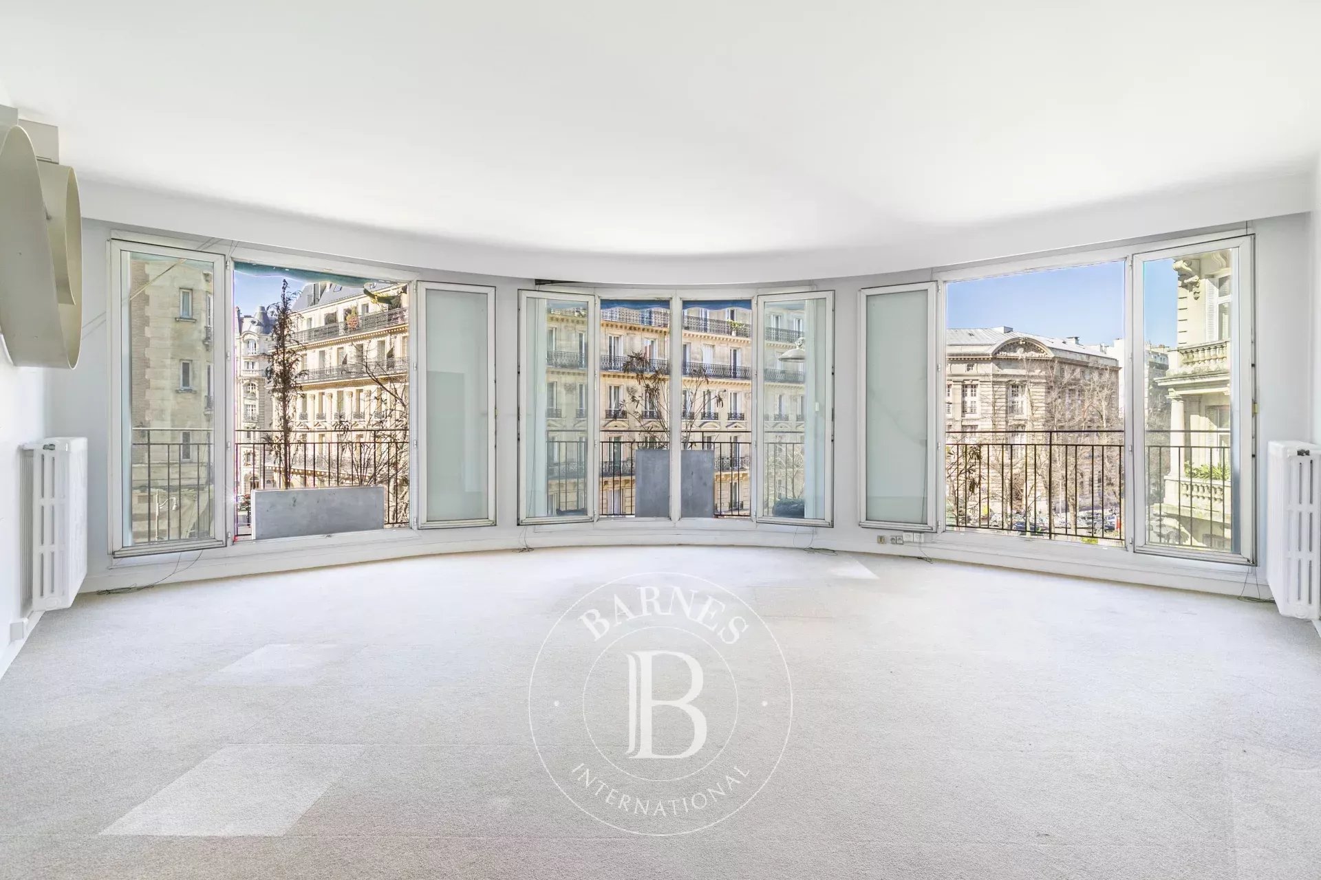 Paris 6 - Raspail/Assas - Family apartment 225,46 m²- open view - 4/5 bedrooms - to renovate
