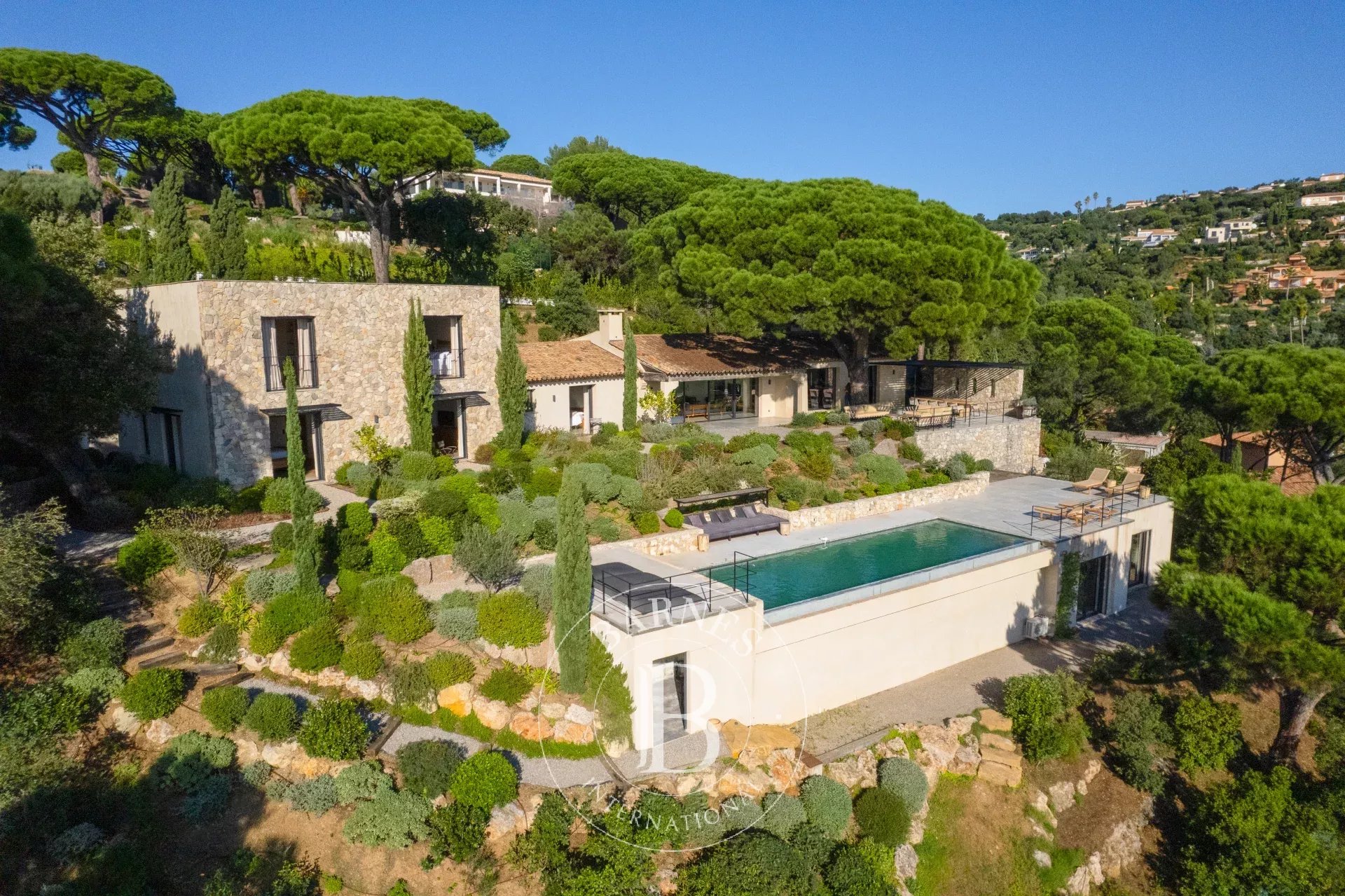 Villa Sainte-Maxime - picture 12