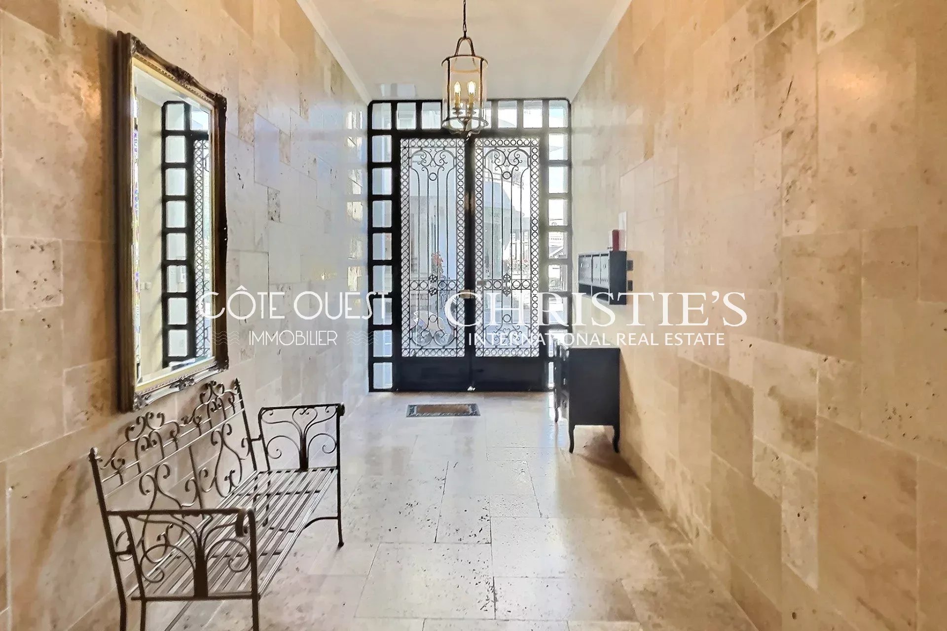 3 Bedroom Apartment/Flat's Image 9