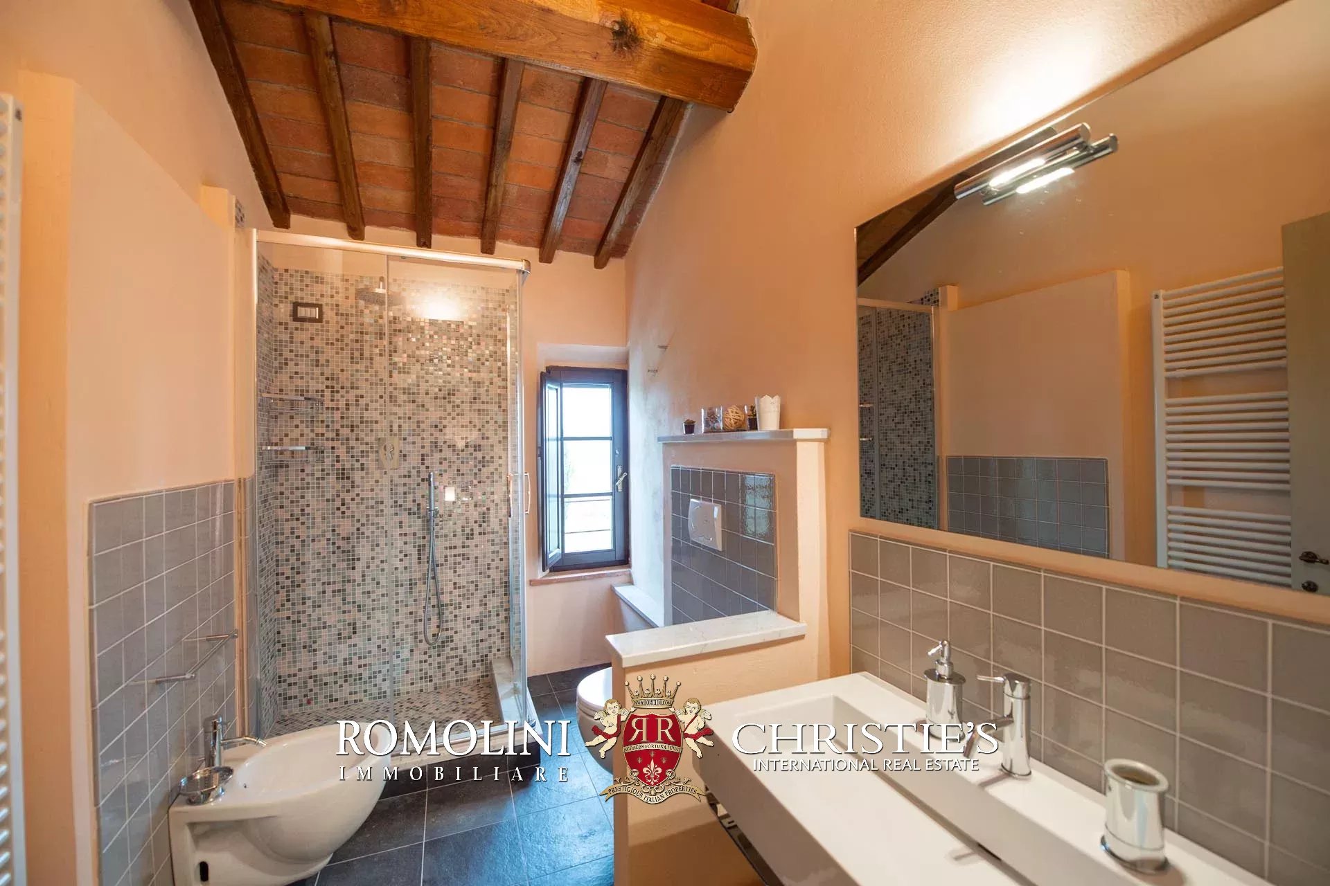 11 Bedroom Vineyard's Image 72