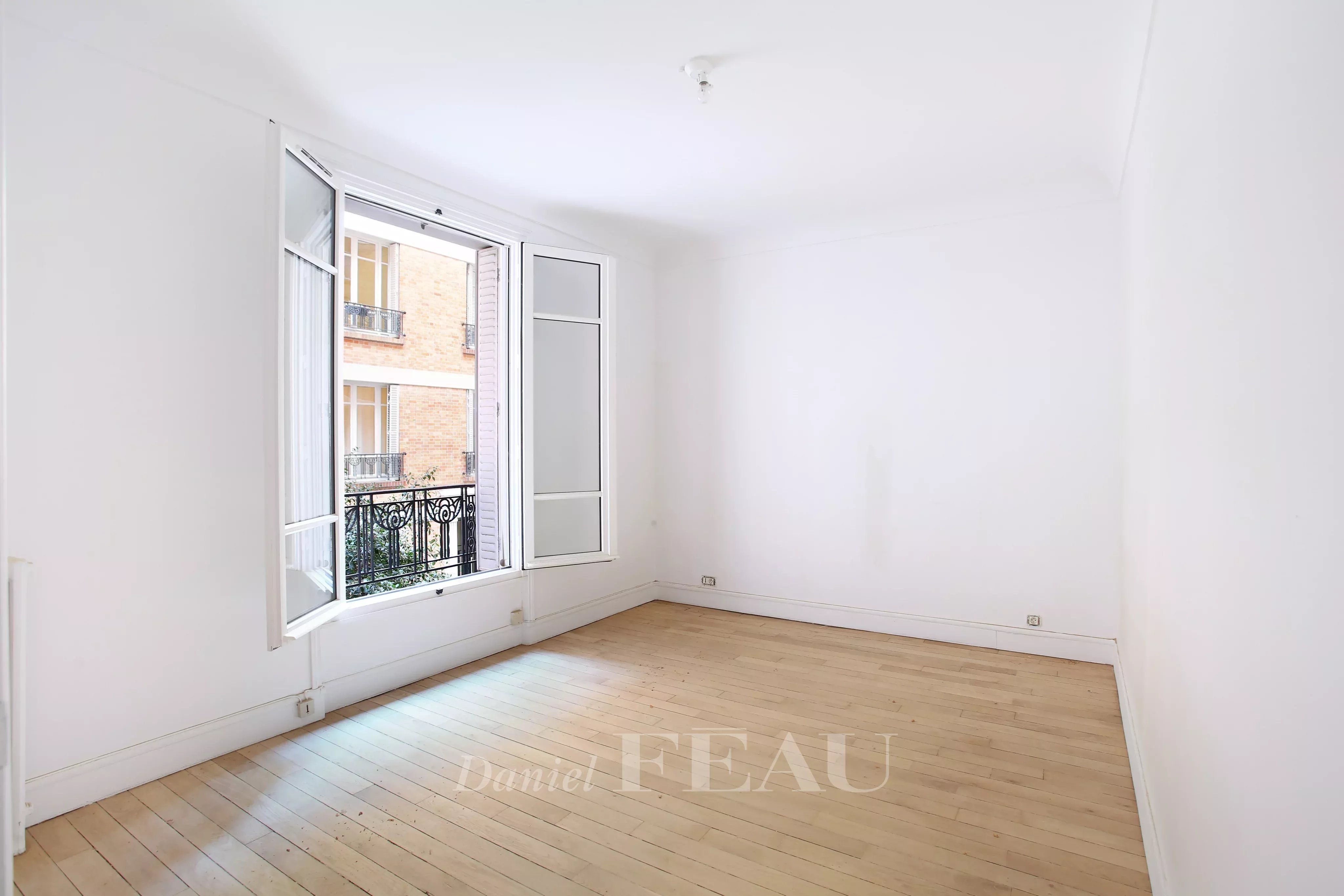 Rental Apartment Paris 16th